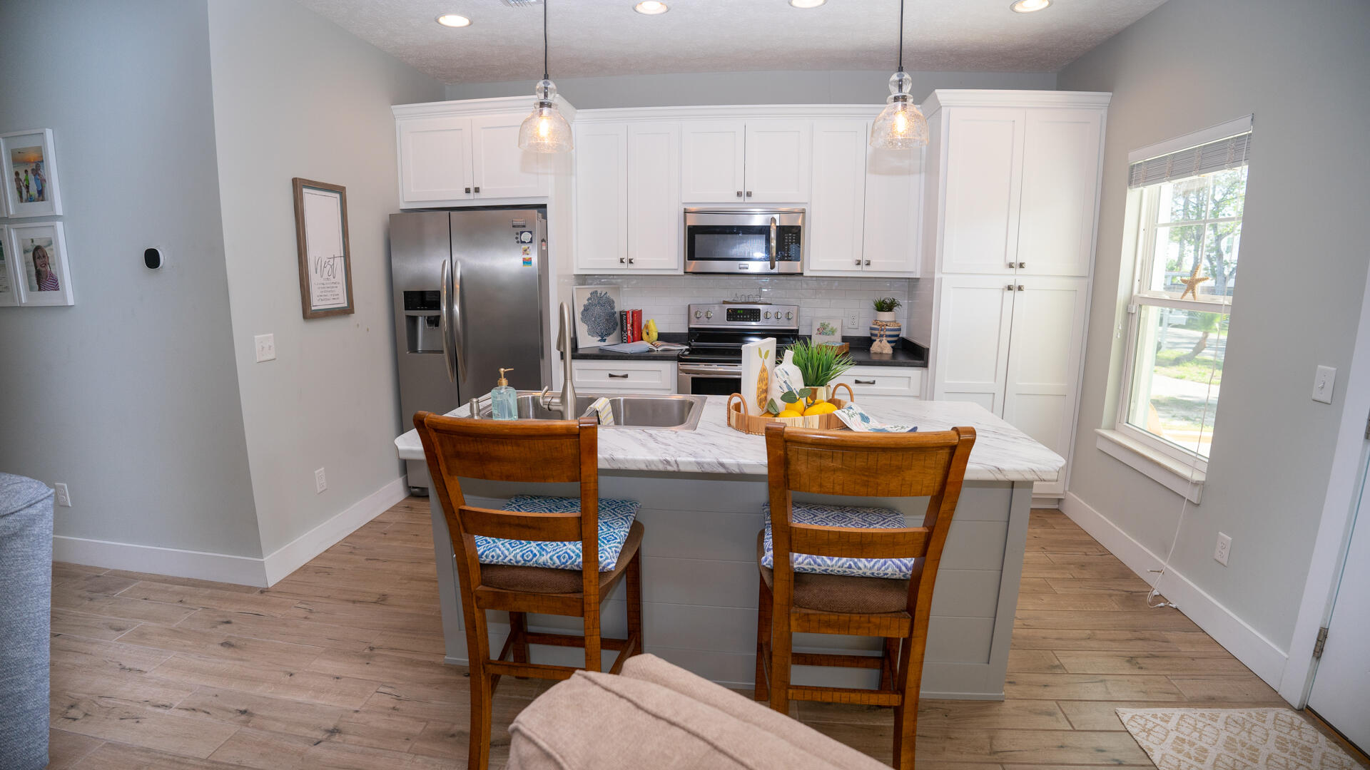 LAGUNA BEACH - Residential