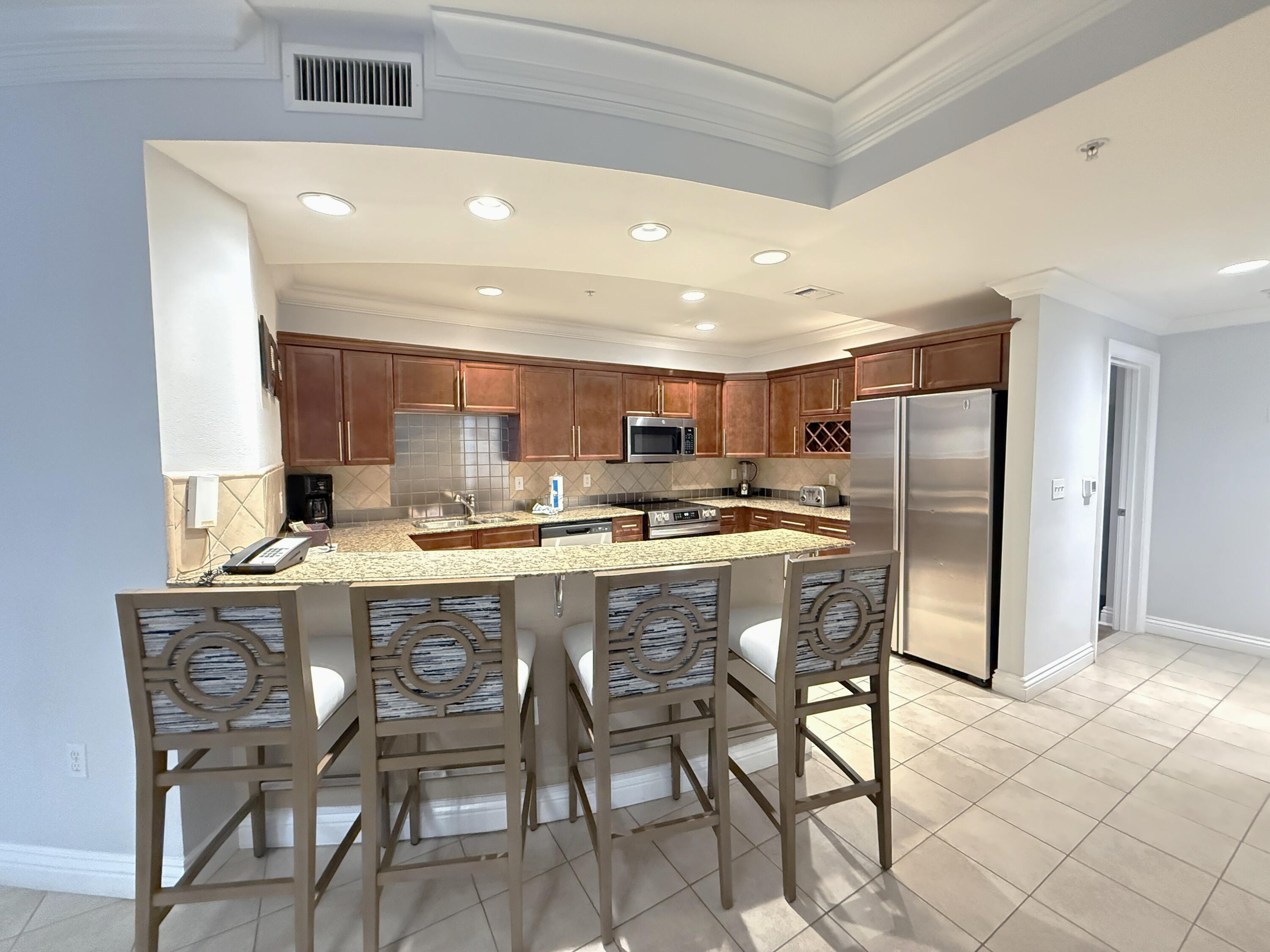 EMERALD GRANDE - Residential