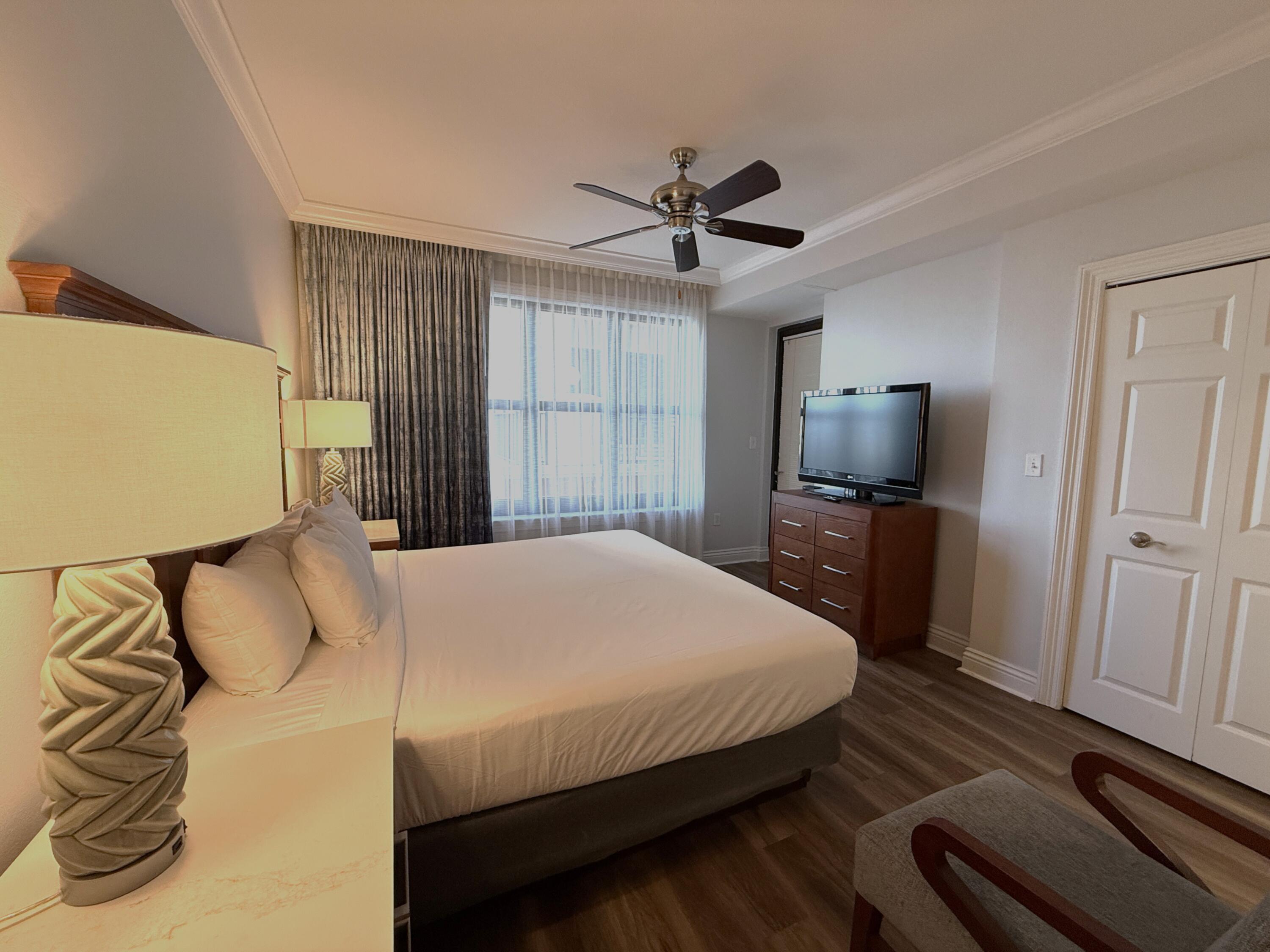EMERALD GRANDE - Residential