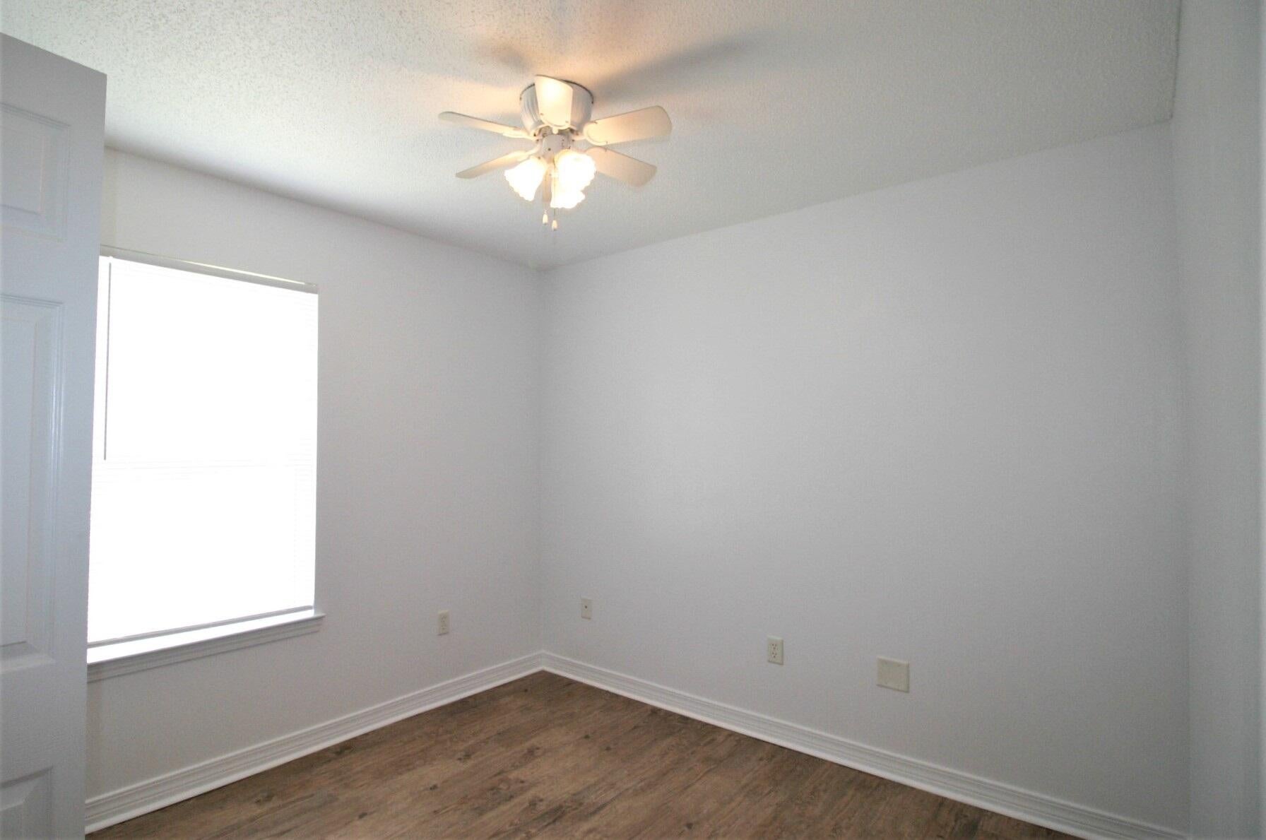 MORRIS ADDN TO CREST - Residential Lease