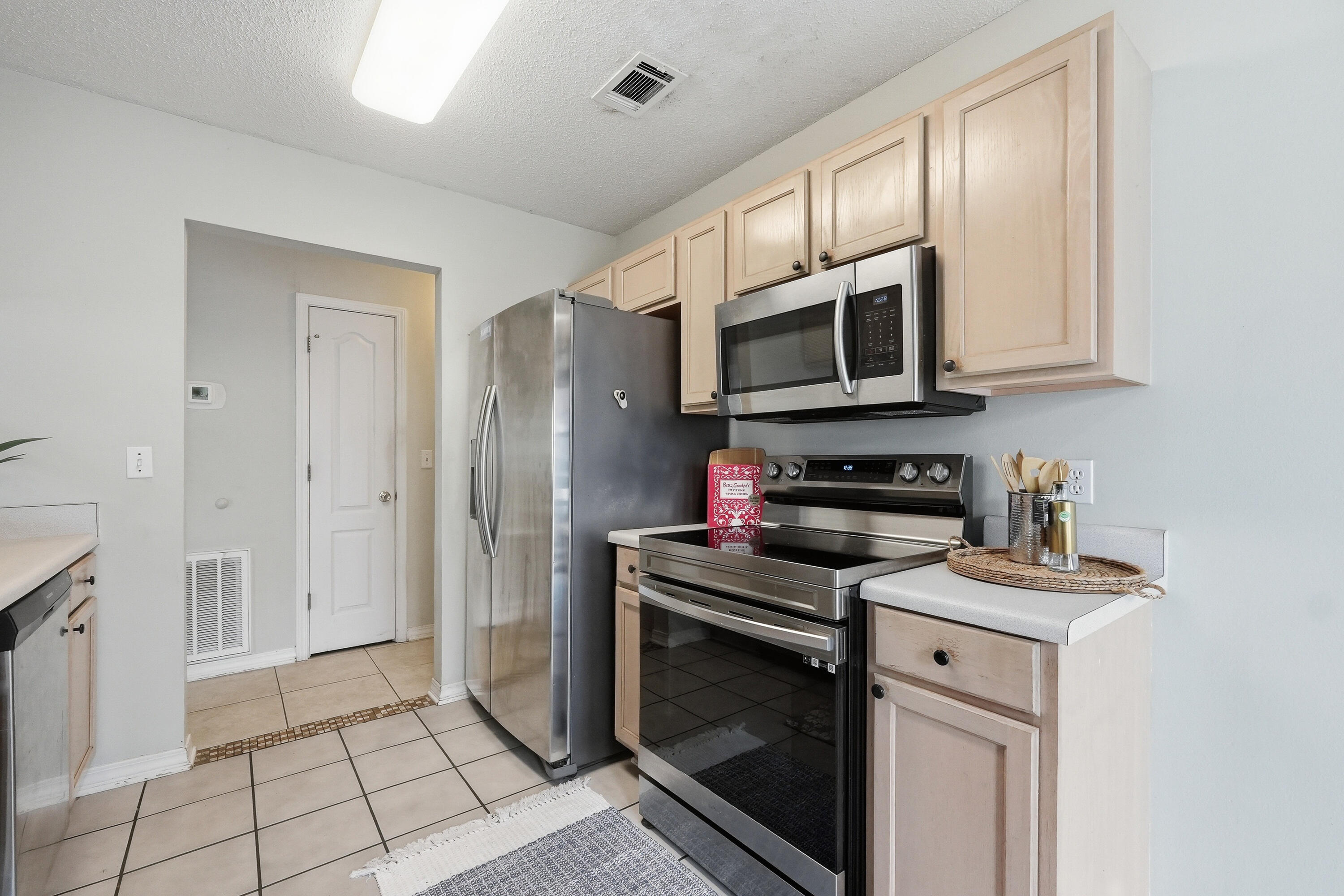 OLD TOWN PH III LOT 41 - Residential