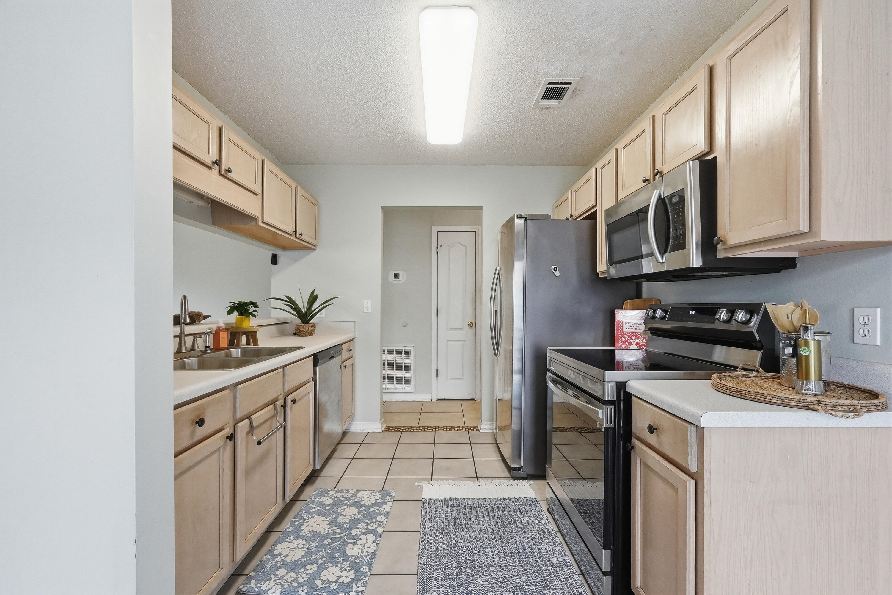 OLD TOWN PH III LOT 41 - Residential