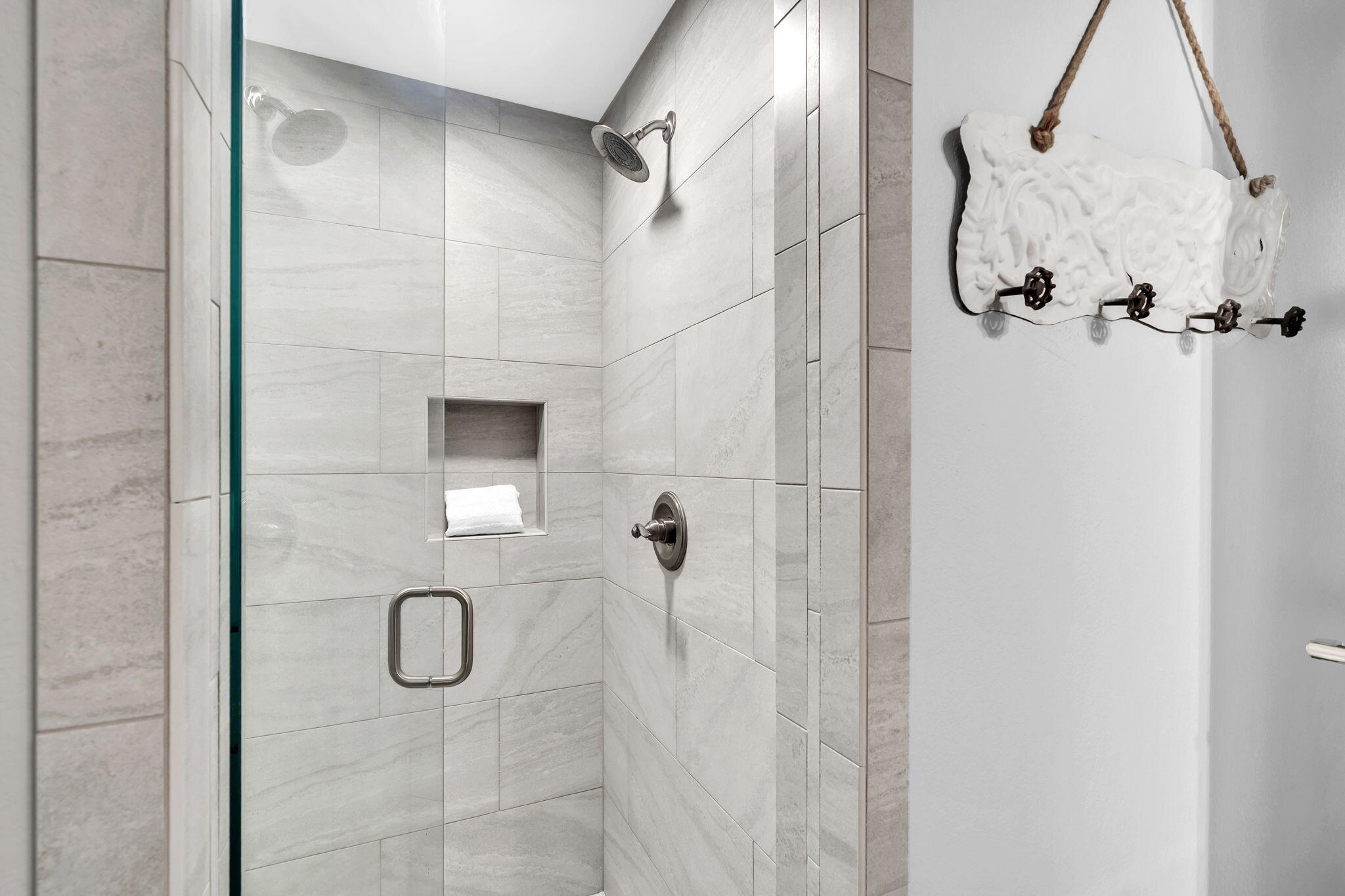 FRANGISTA BEACH 2ND ADDN - Residential