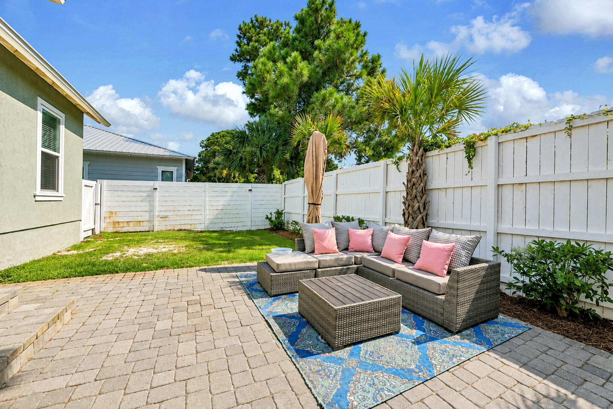FRANGISTA BEACH 2ND ADDN - Residential