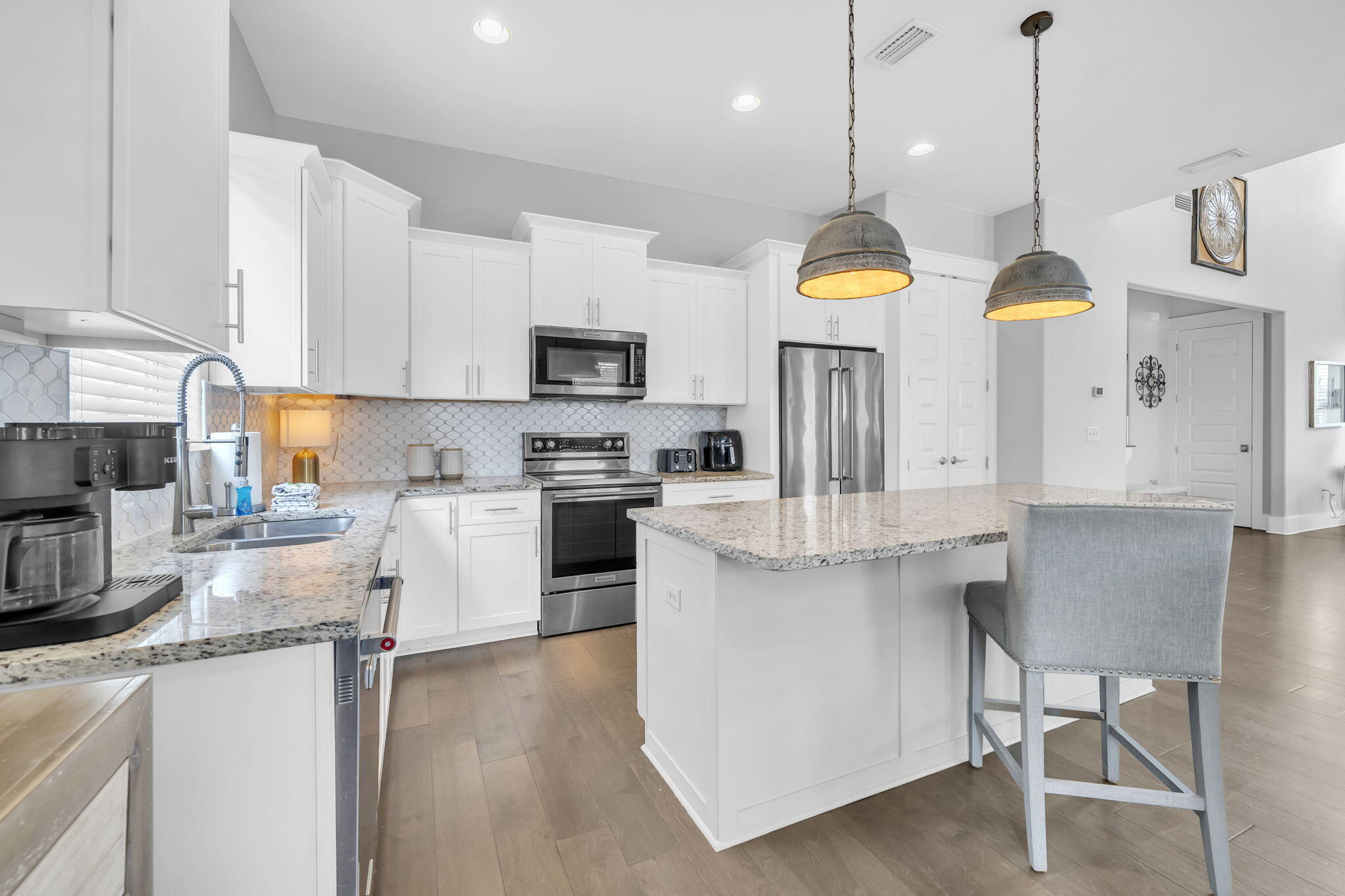 FRANGISTA BEACH 2ND ADDN - Residential