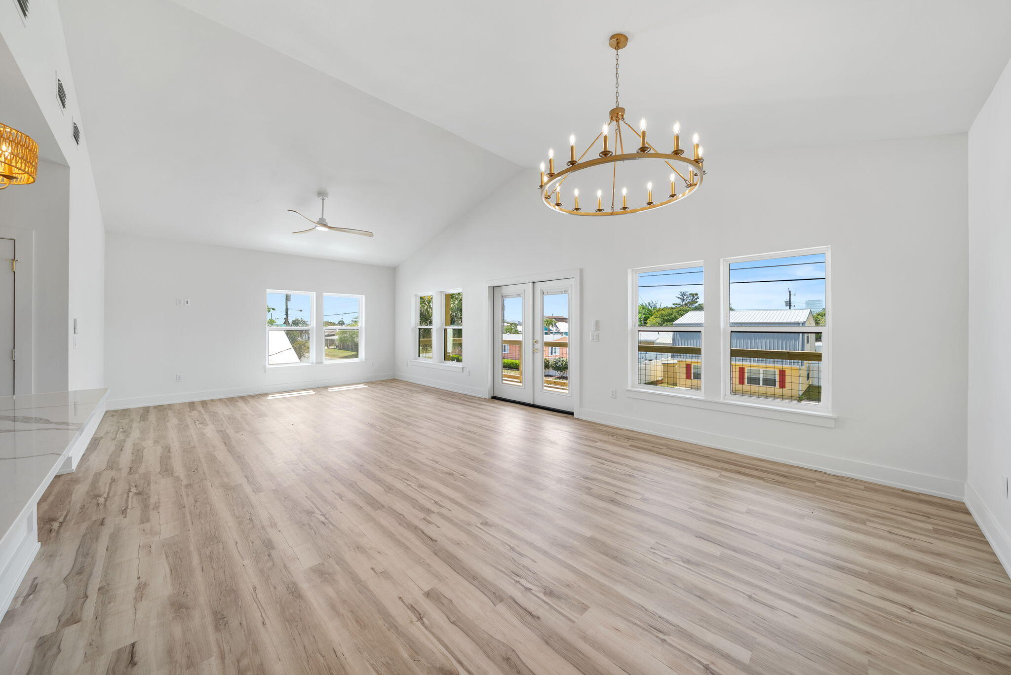 RIVIERA BEACH - Residential