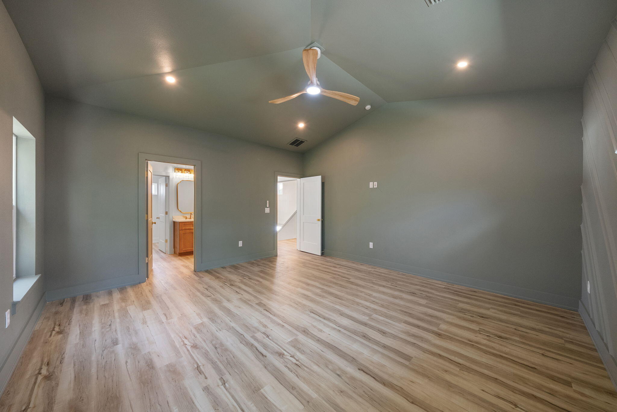 RIVIERA BEACH - Residential