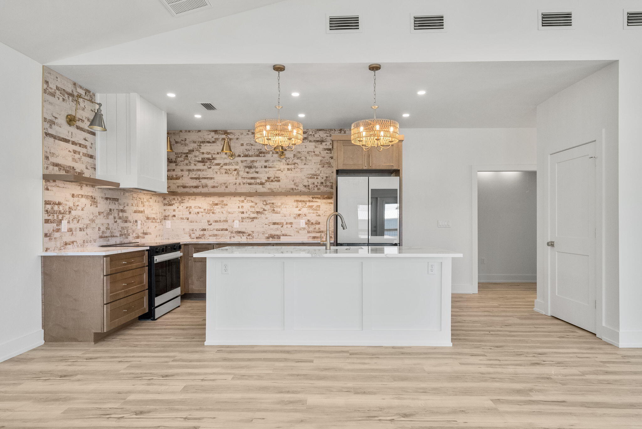RIVIERA BEACH - Residential