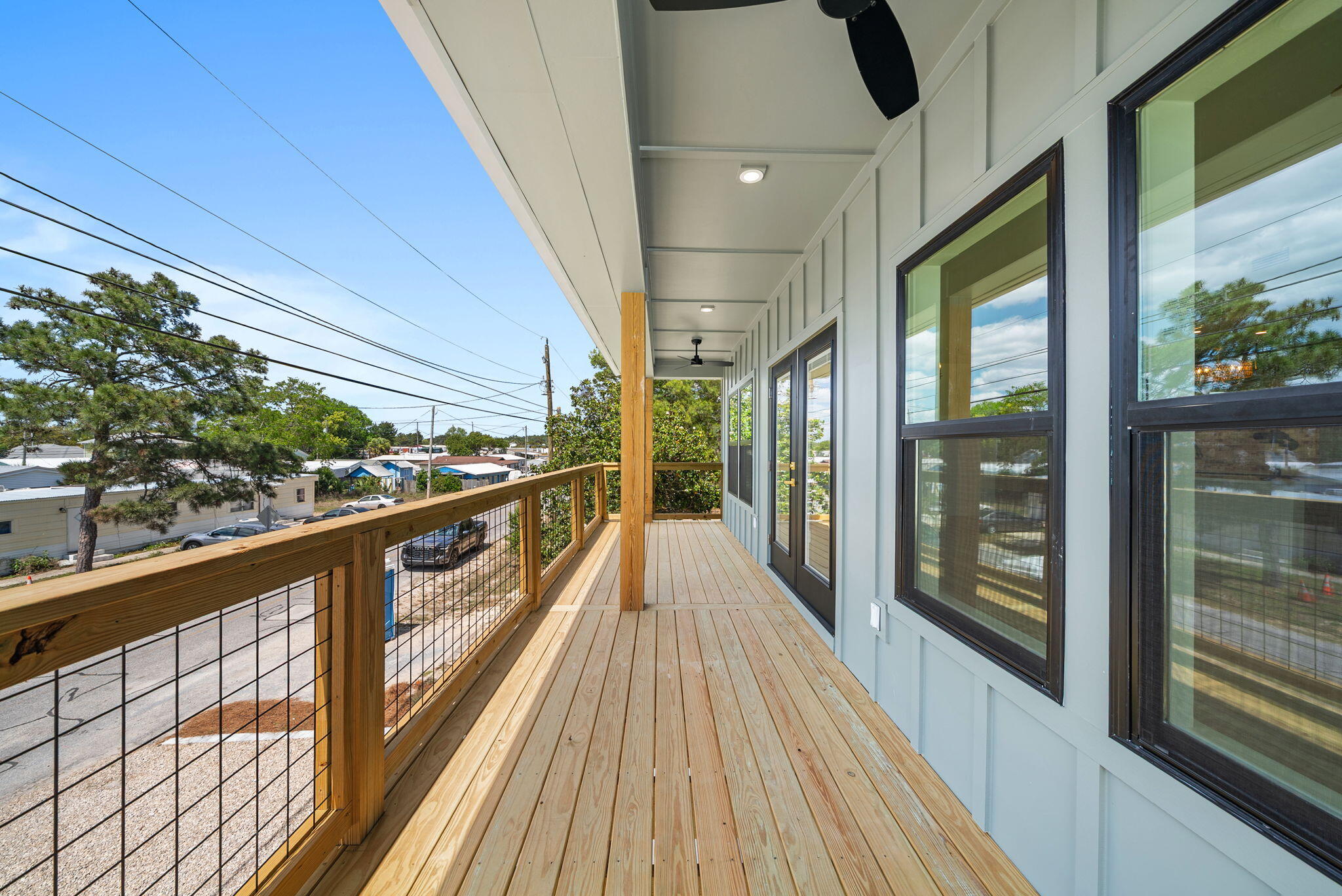 RIVIERA BEACH - Residential