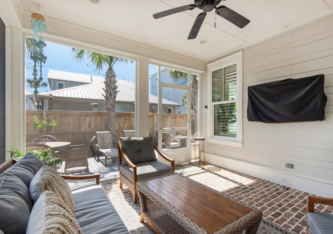 FRANGISTA BEACH 2ND ADDN - Residential
