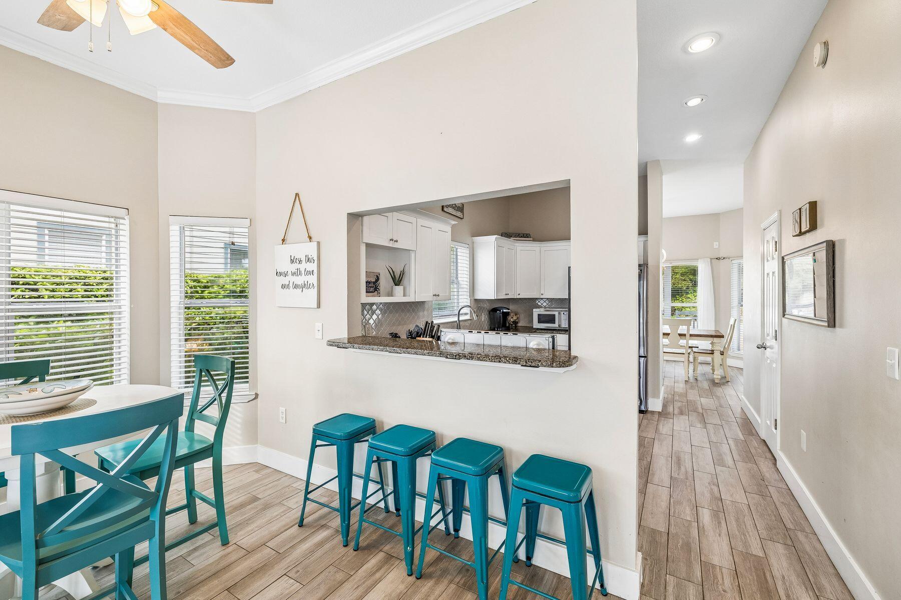 CRYSTAL BEACH - Residential