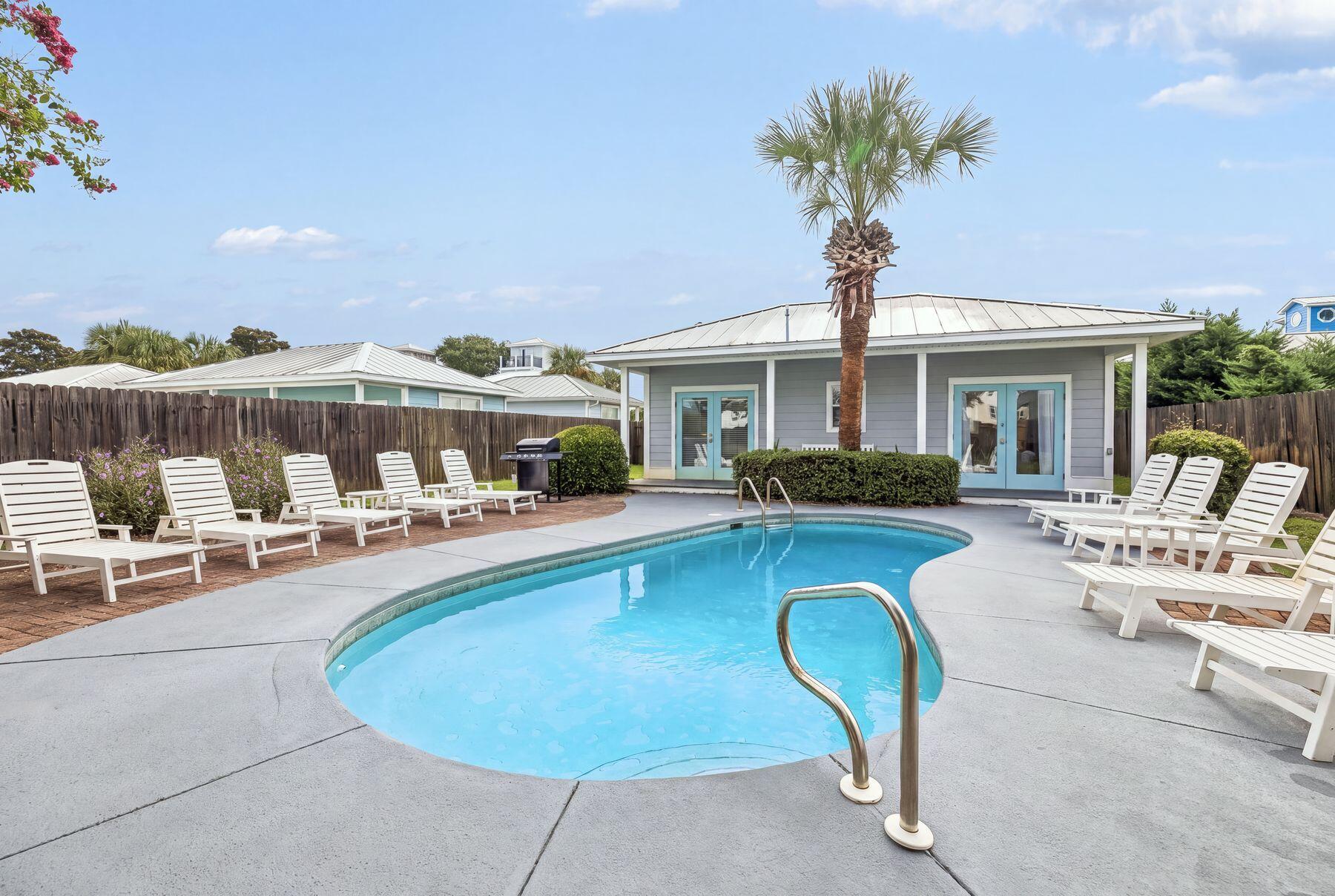 CRYSTAL BEACH - Residential