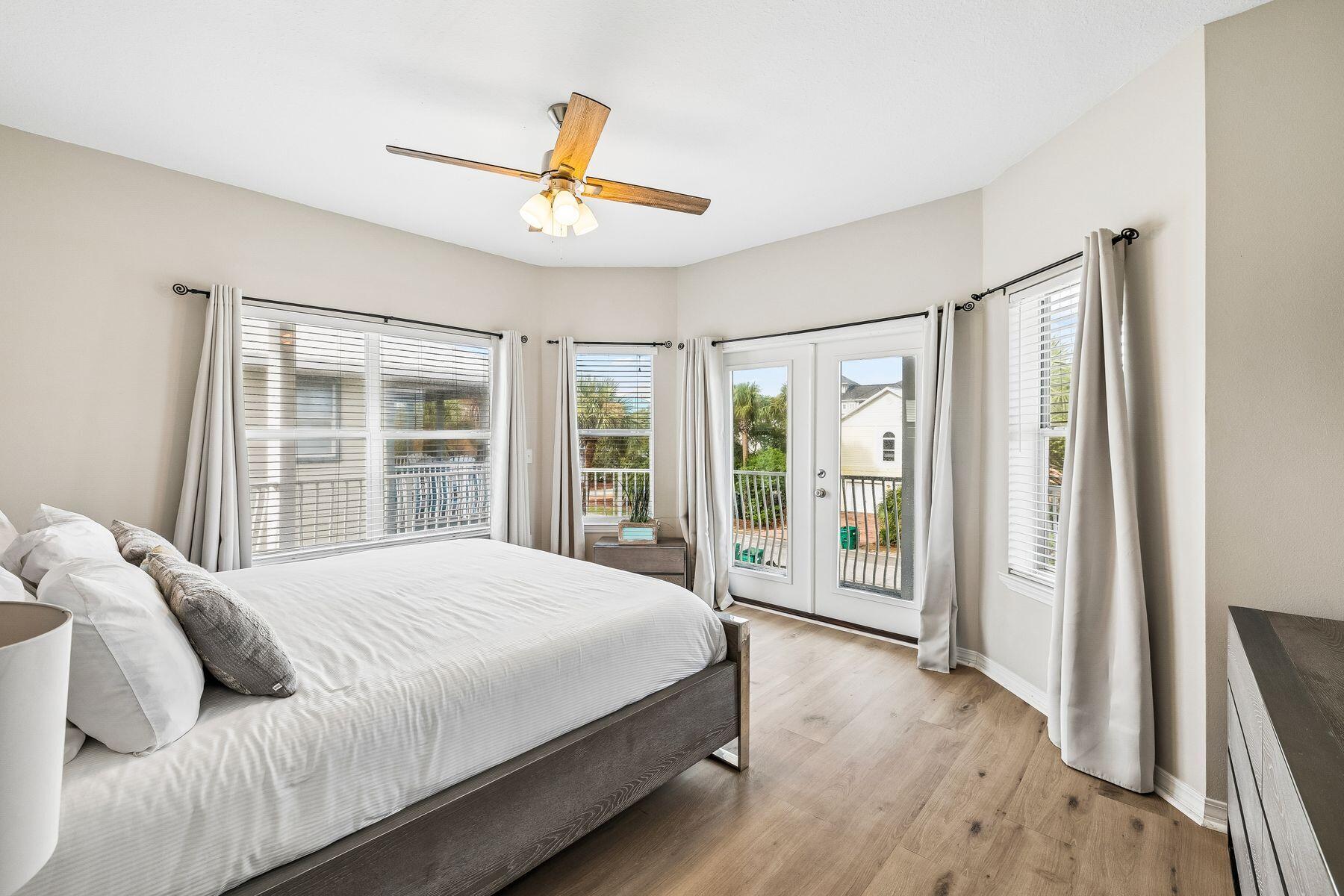 CRYSTAL BEACH - Residential