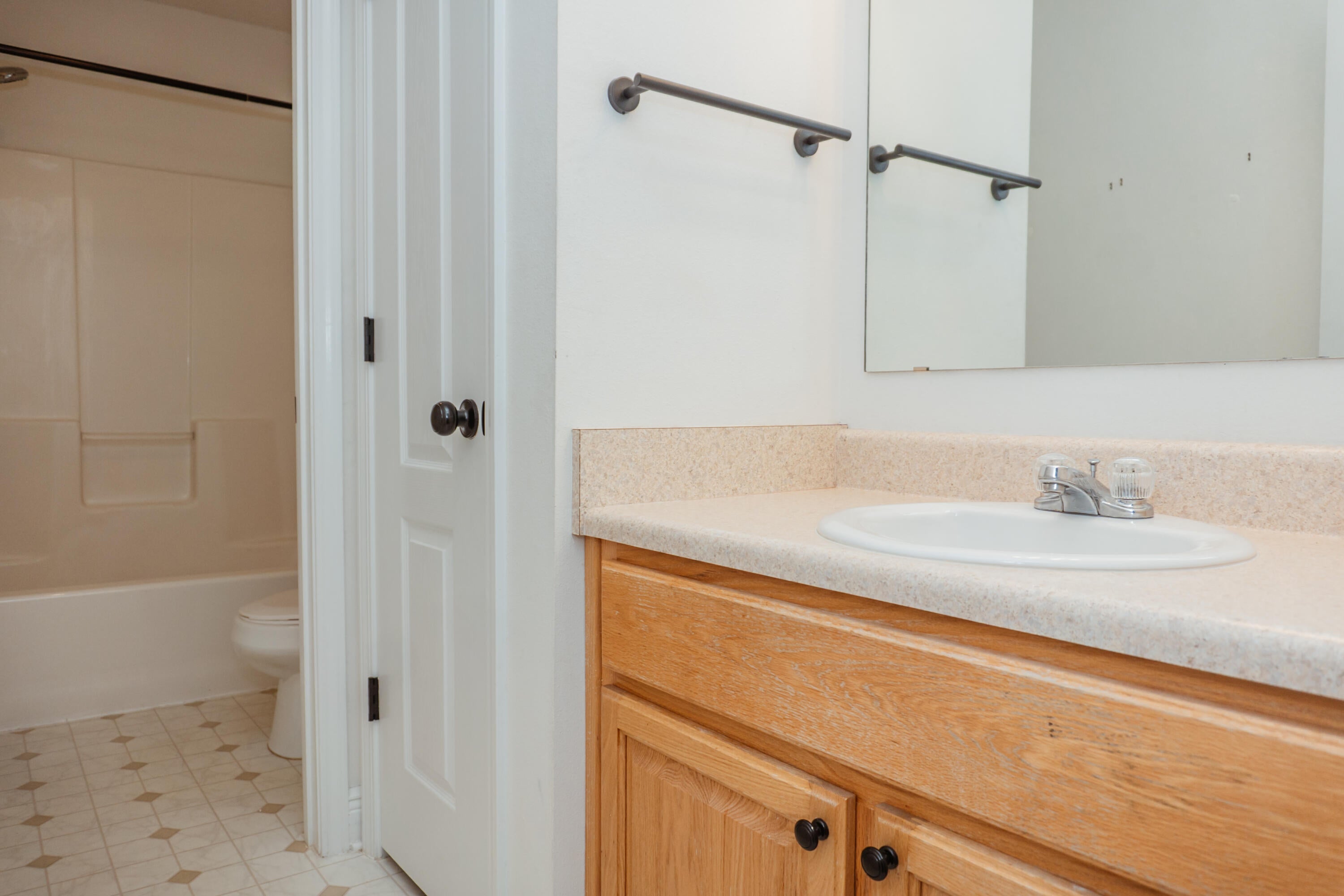 FOX VALLEY - Residential Lease