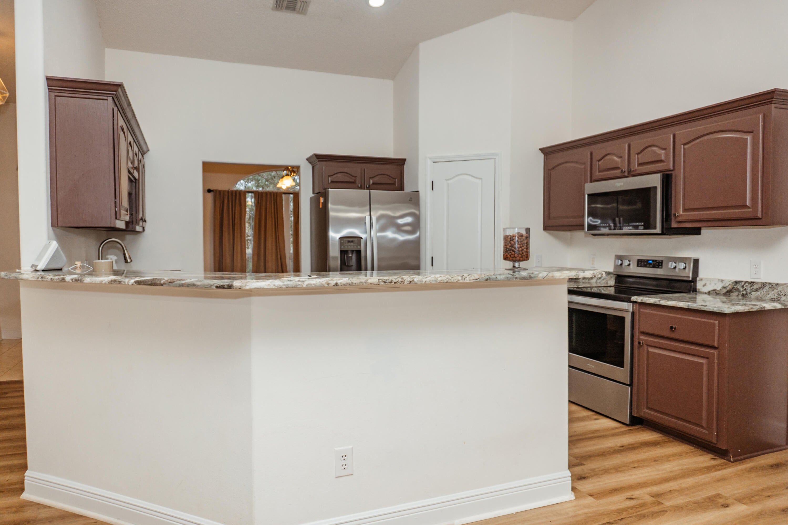 FOX VALLEY - Residential Lease