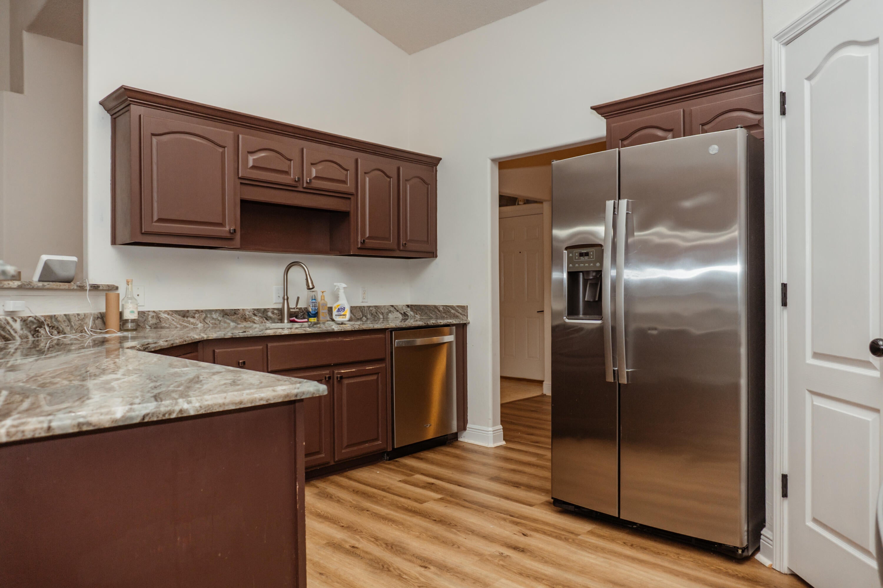 FOX VALLEY - Residential Lease