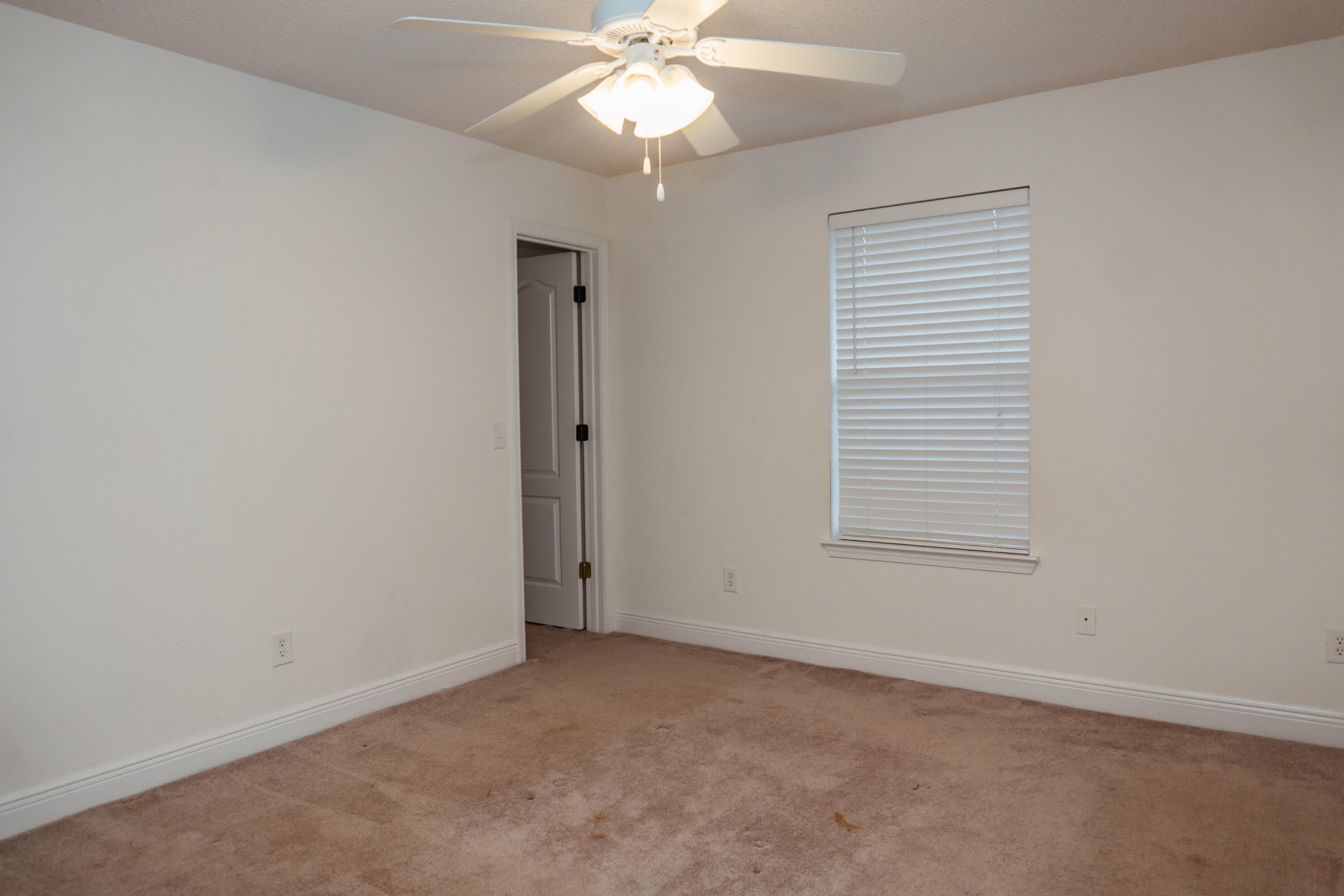 FOX VALLEY - Residential Lease