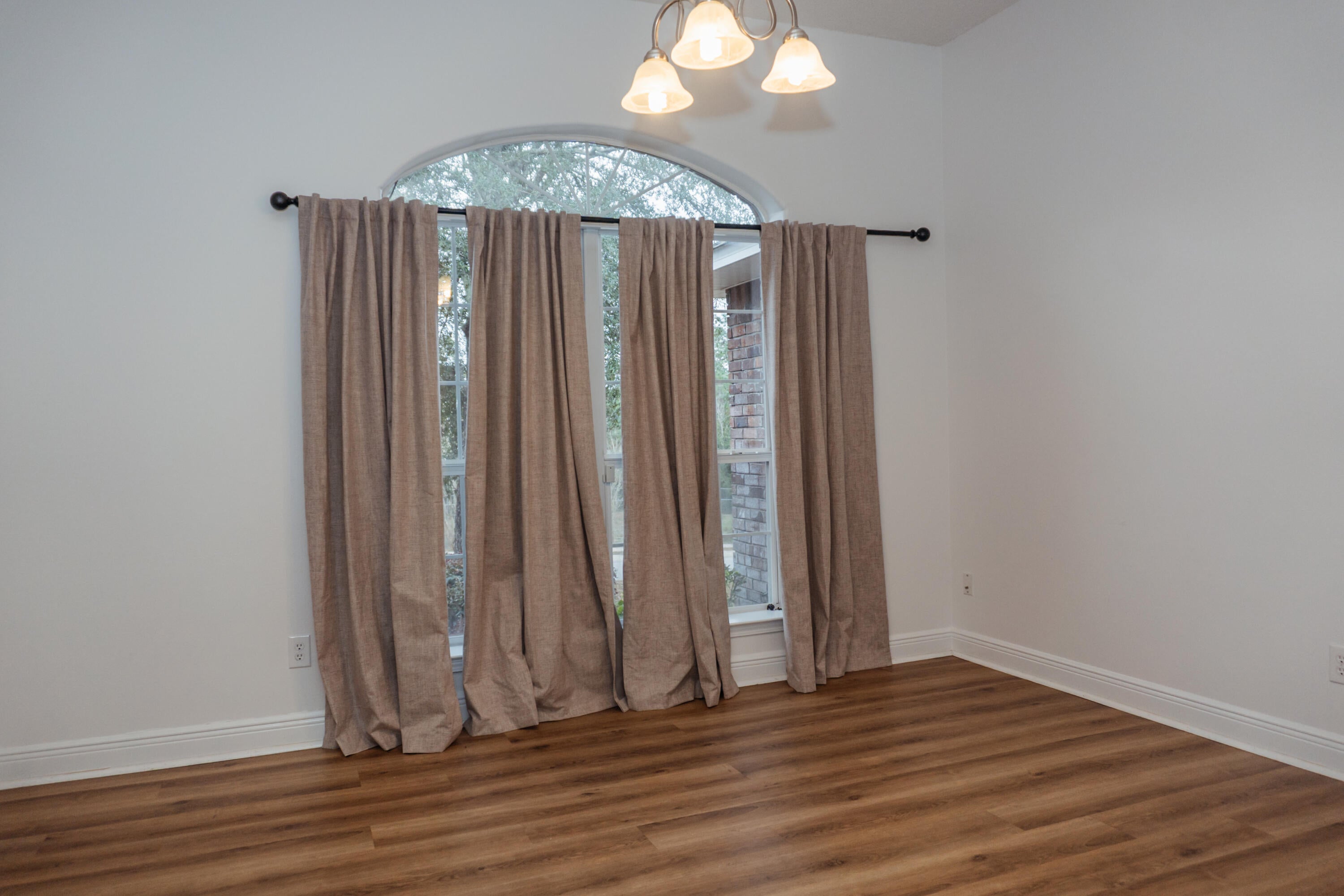 FOX VALLEY - Residential Lease