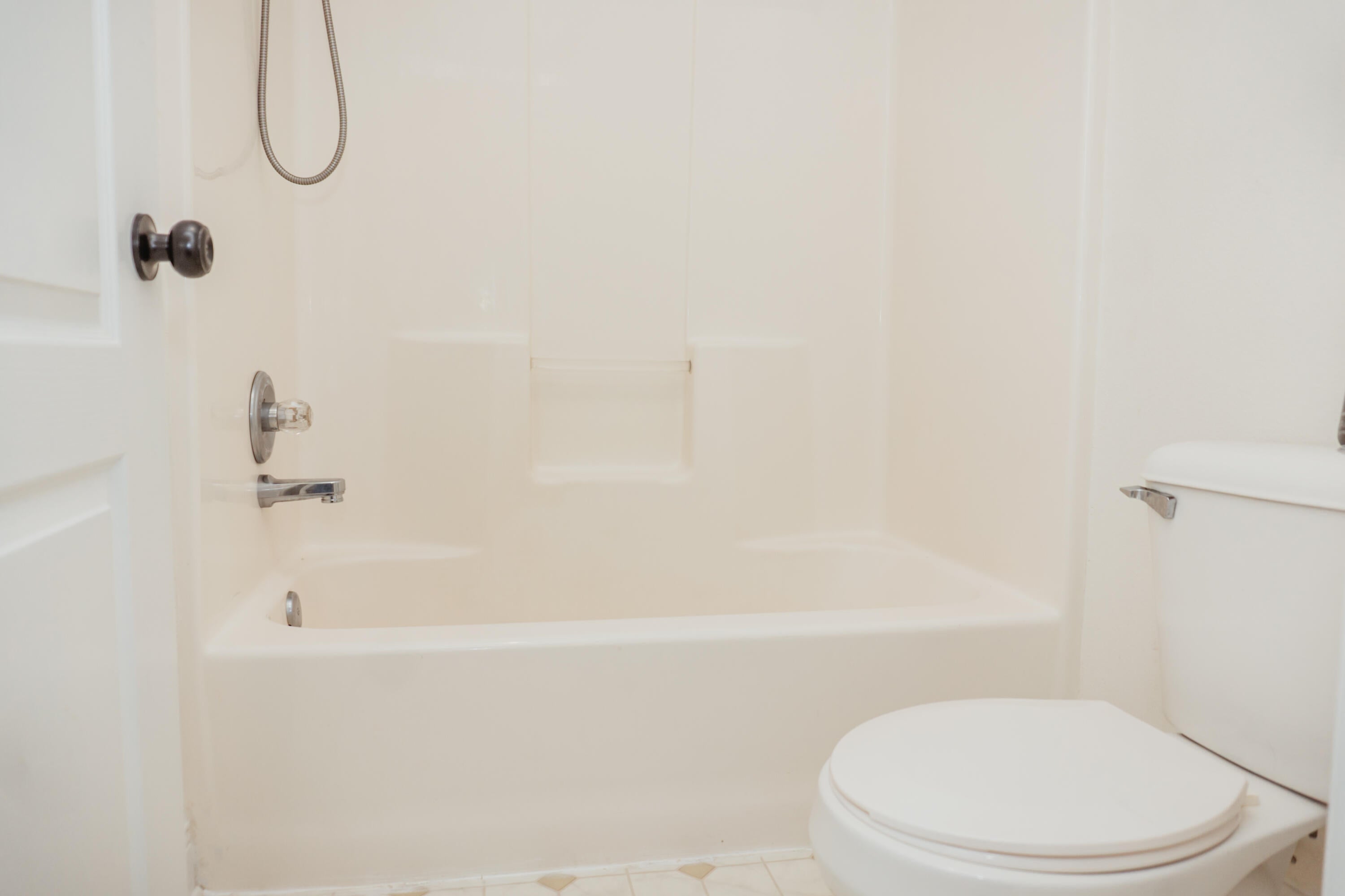 FOX VALLEY - Residential Lease