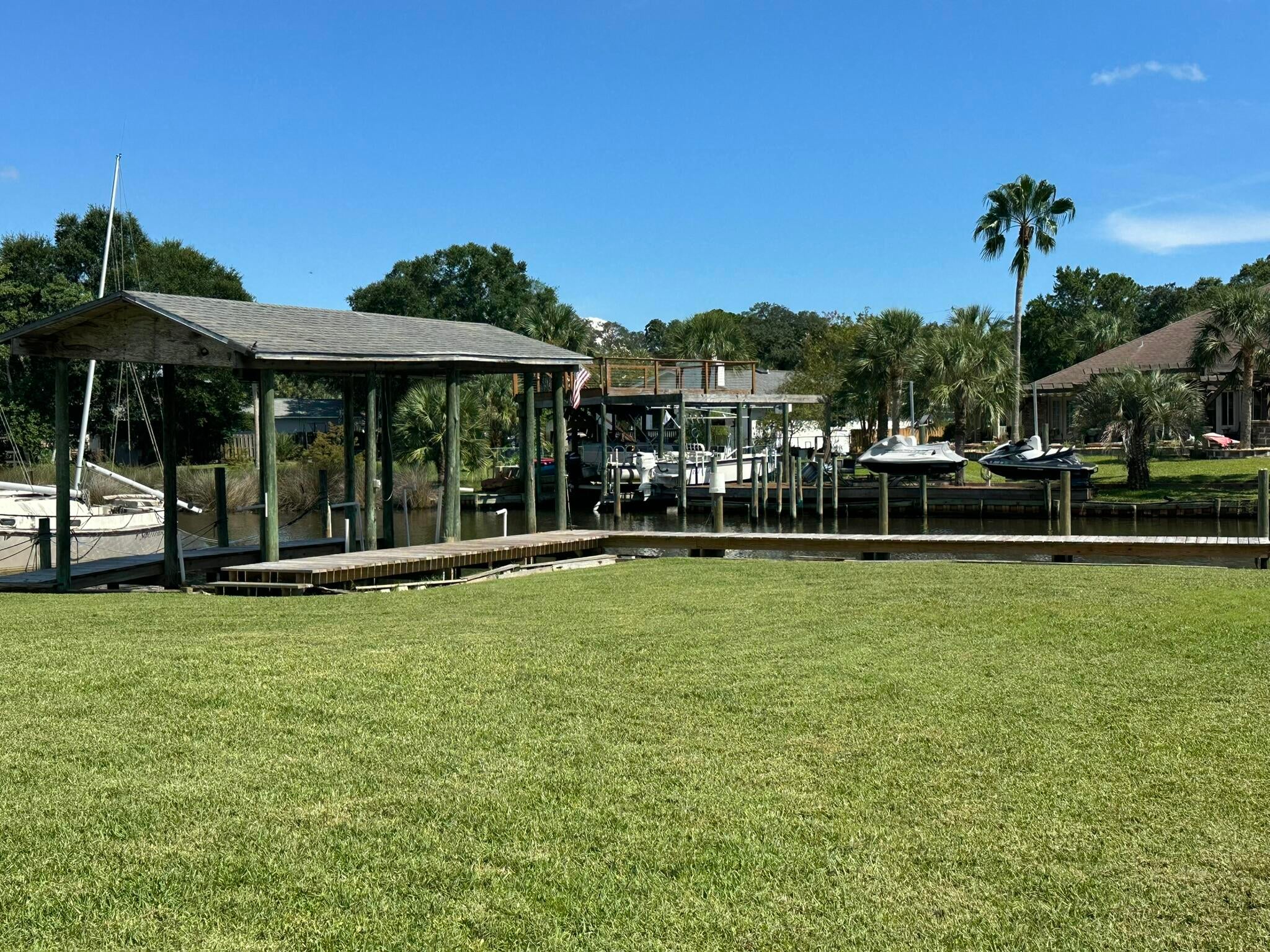 SUDDUTH ESTATES - Land