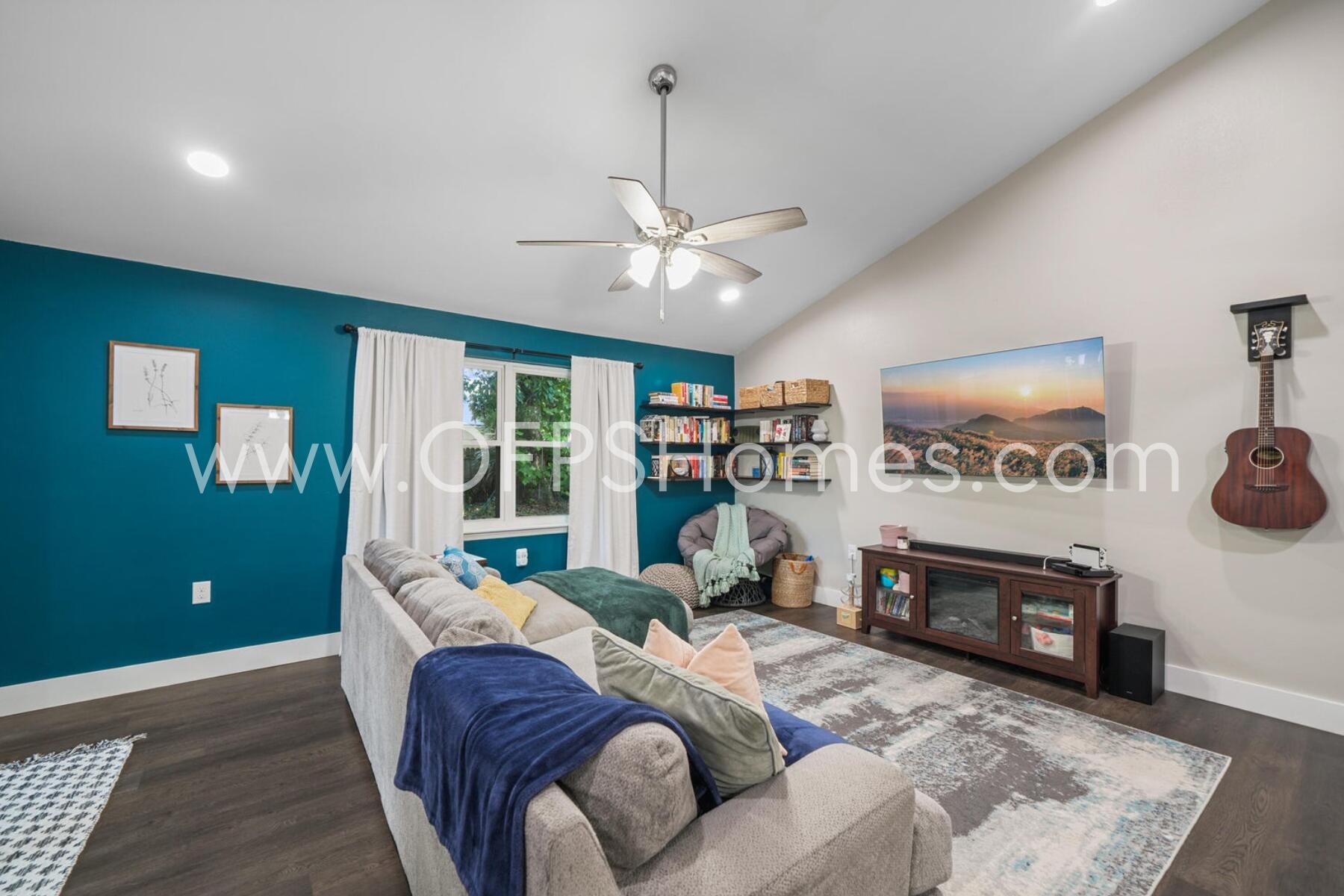 PORT DIXIE - Residential Lease