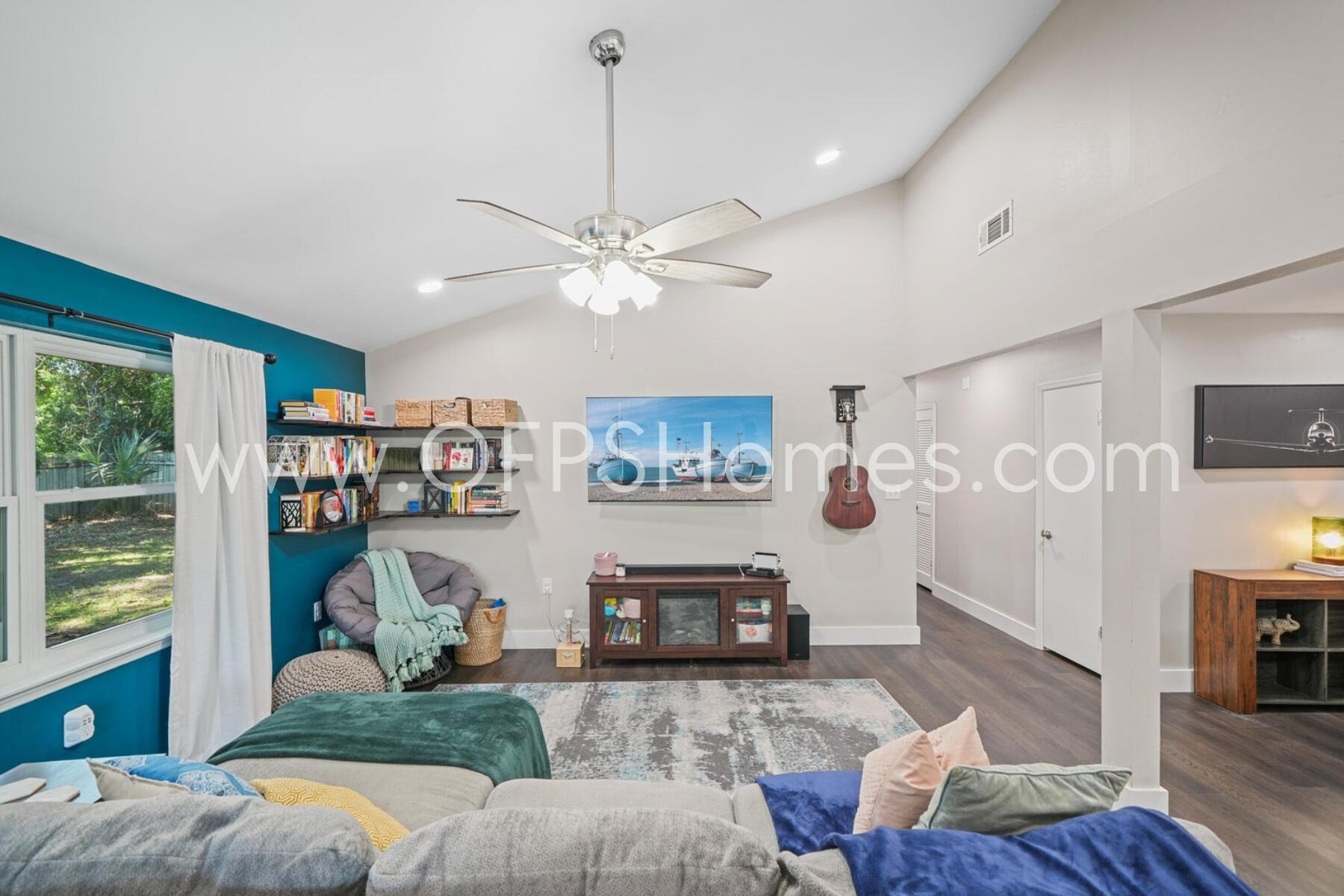PORT DIXIE - Residential Lease
