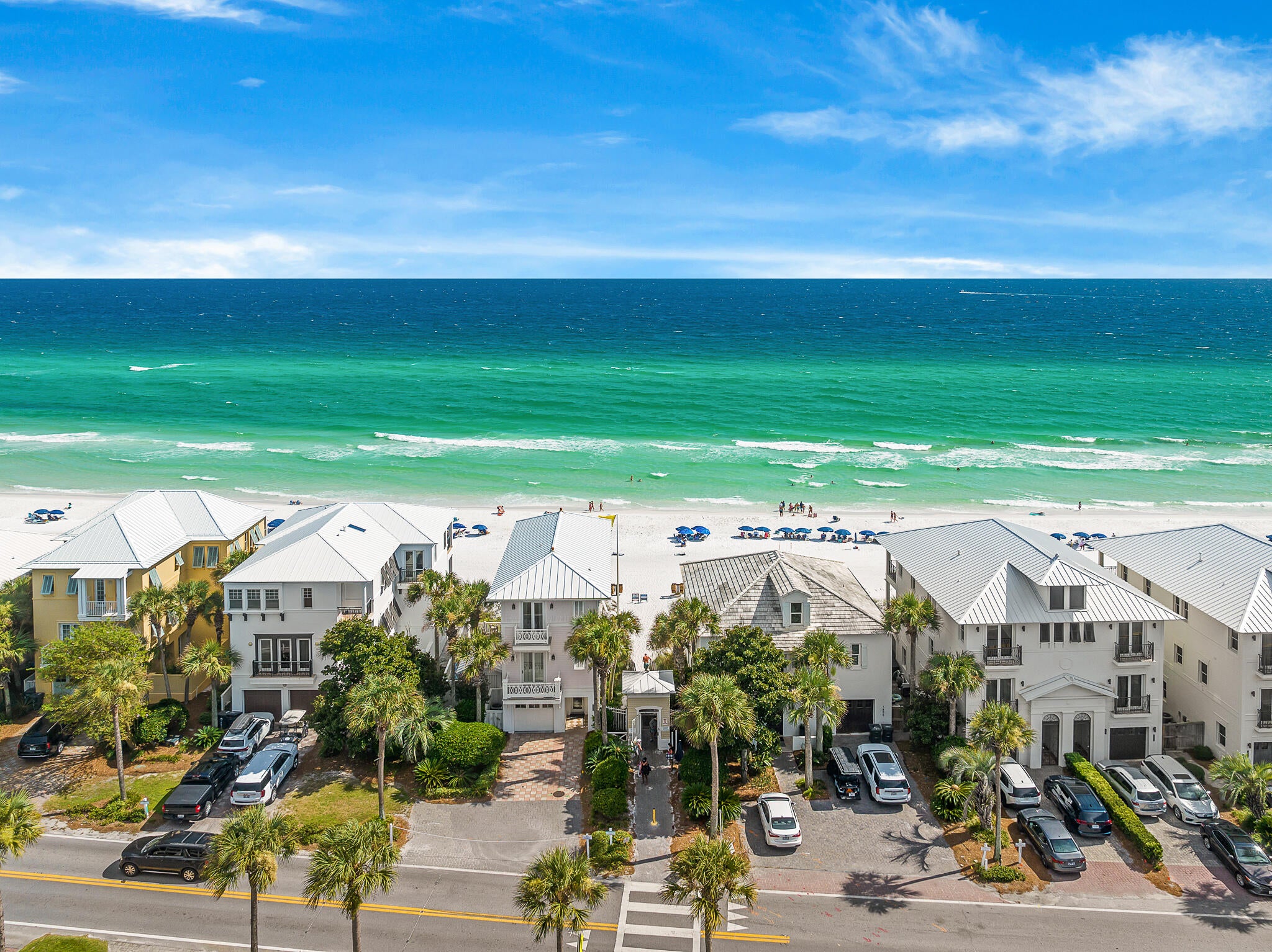 EMERALD WATERS VILLAGE - Residential