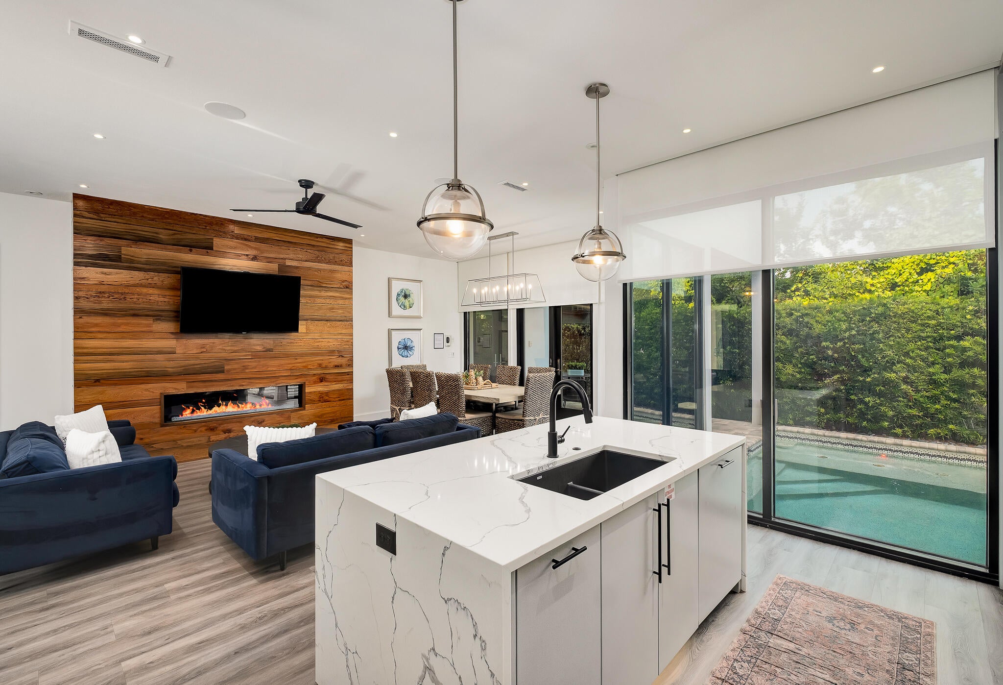EMERALD WATERS VILLAGE - Residential