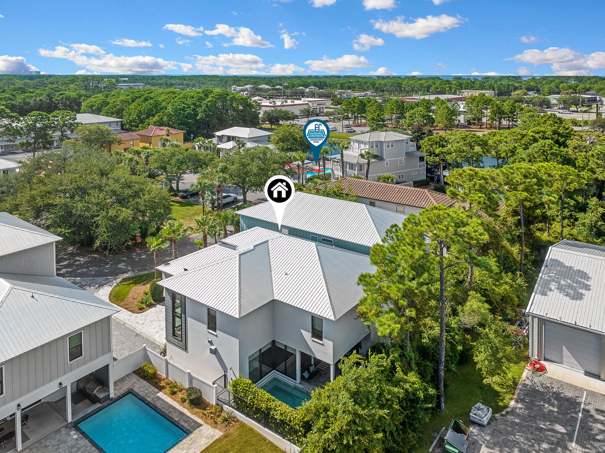 EMERALD WATERS VILLAGE - Residential