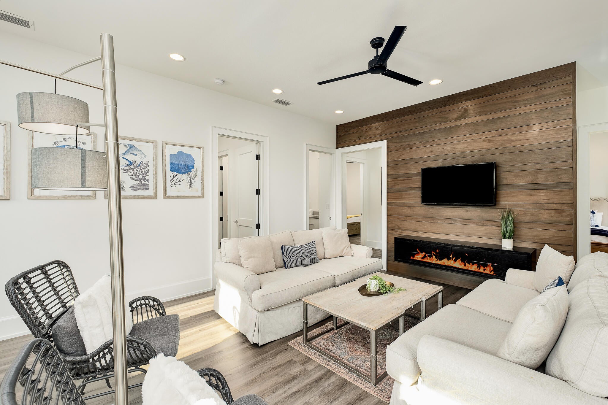 EMERALD WATERS VILLAGE - Residential
