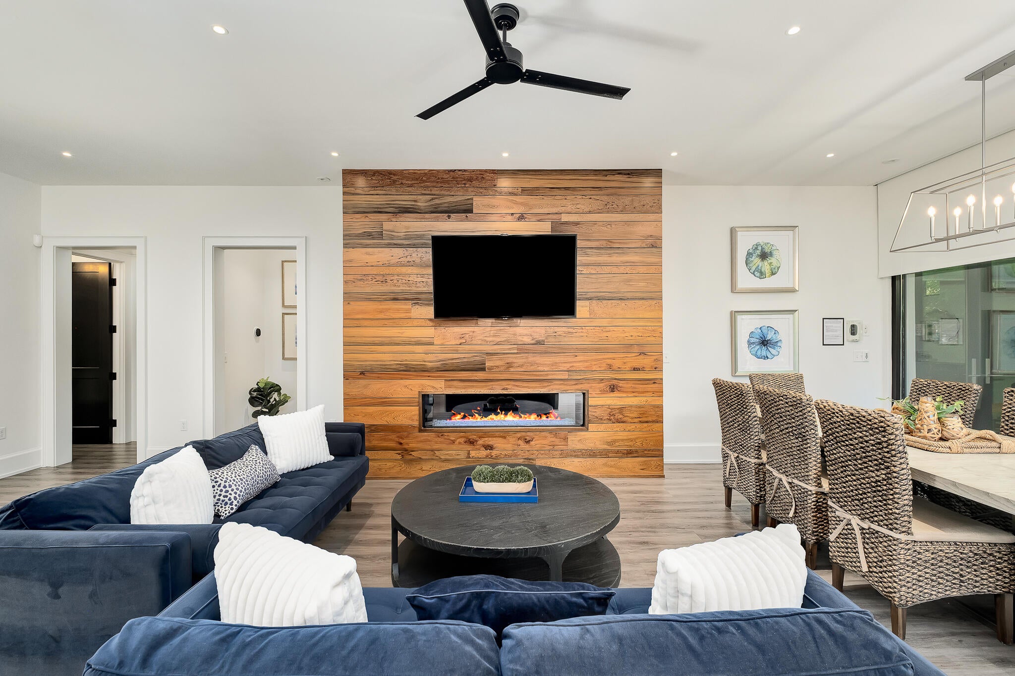 EMERALD WATERS VILLAGE - Residential