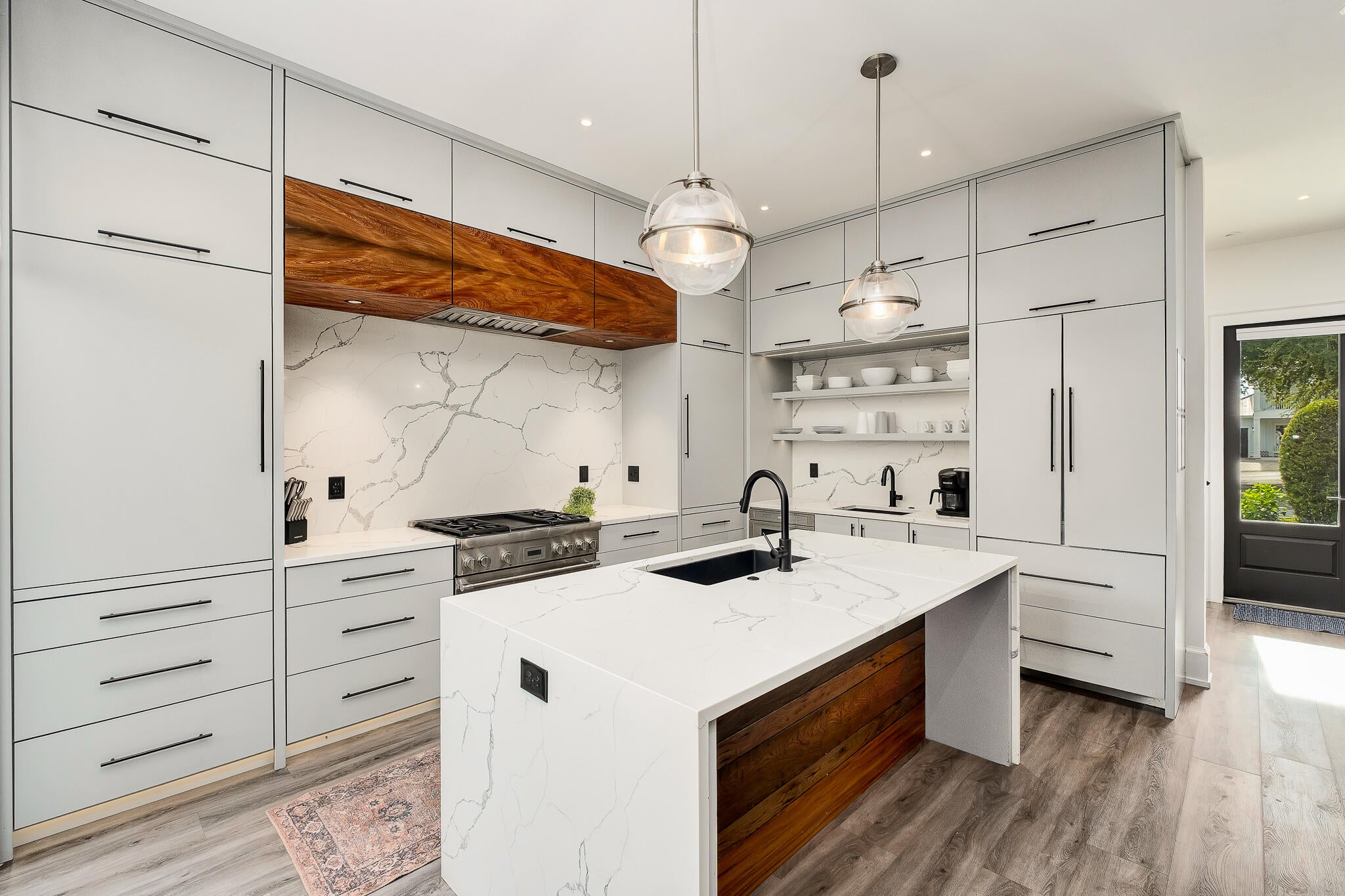 EMERALD WATERS VILLAGE - Residential