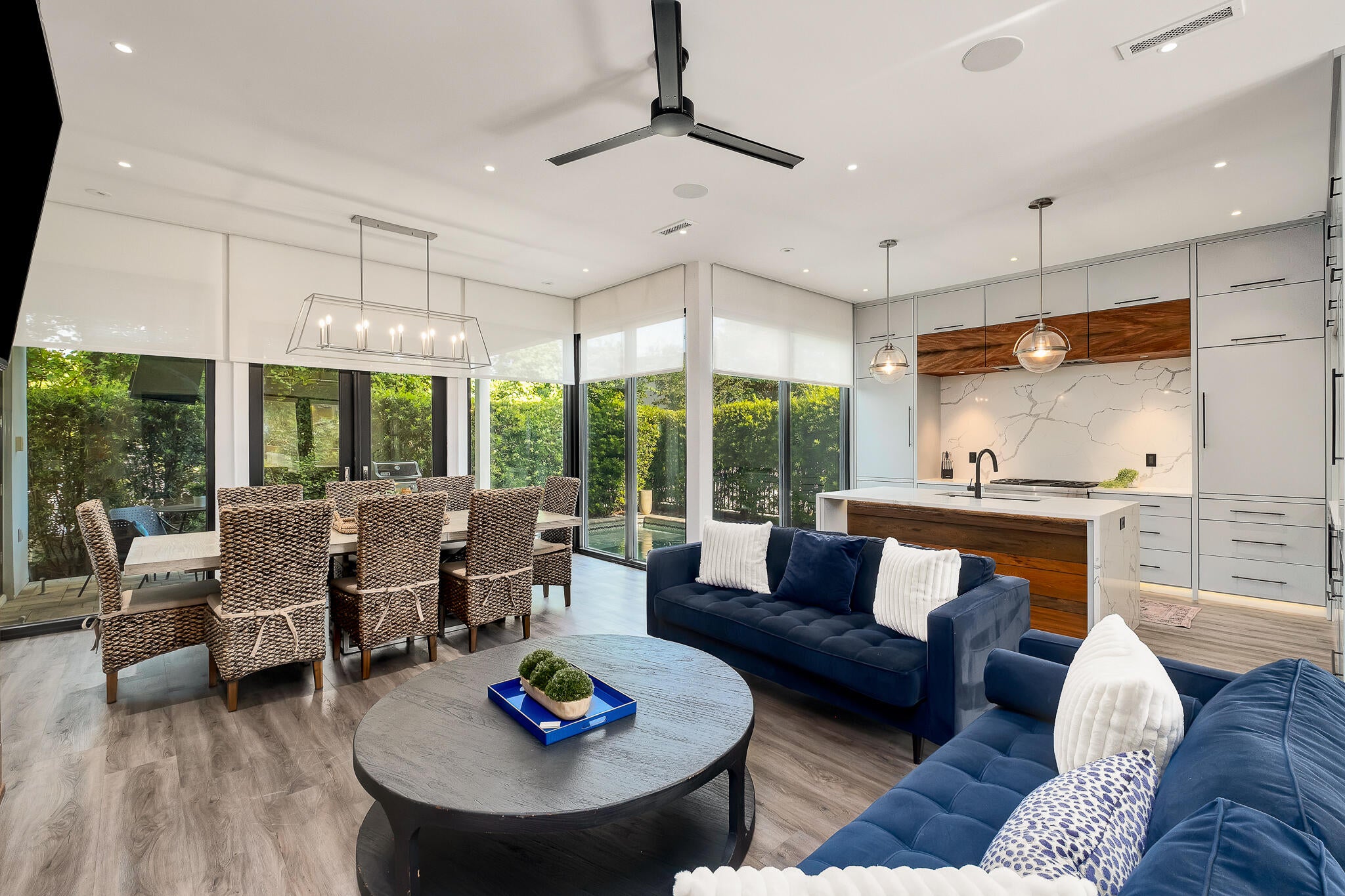 EMERALD WATERS VILLAGE - Residential