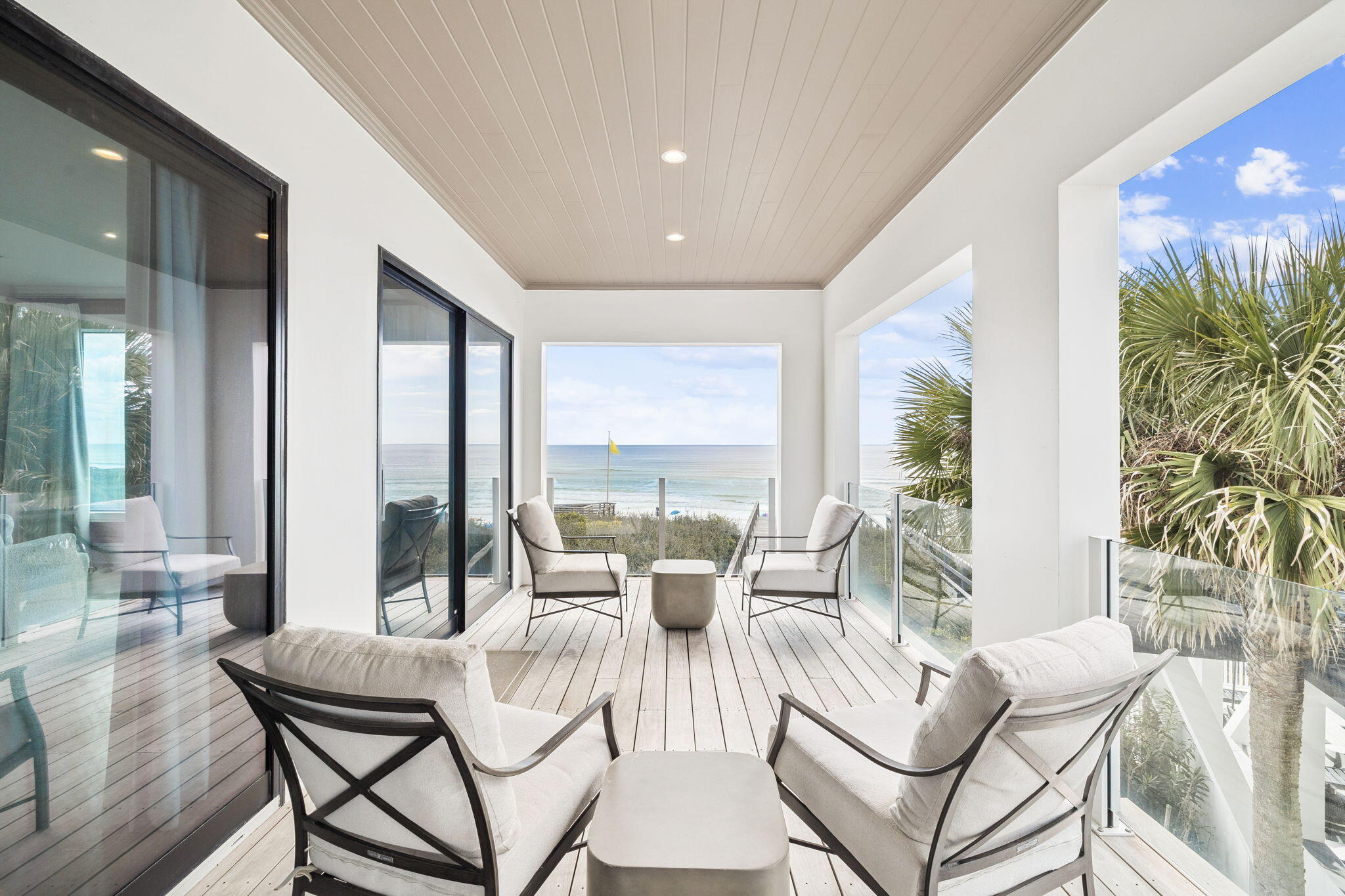 SEA WALK - Residential