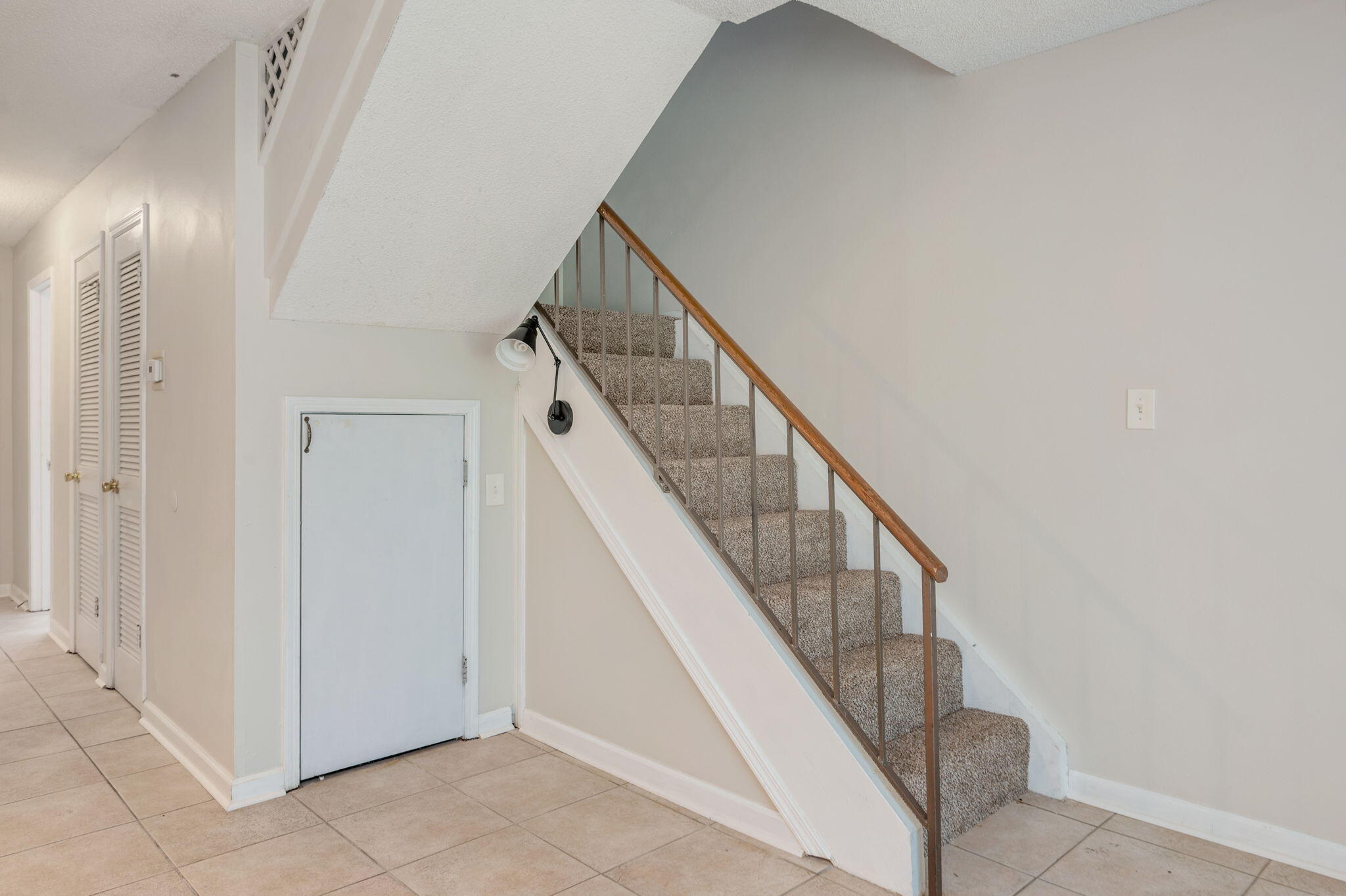 NEW WALTON VILLAGE - Residential Lease