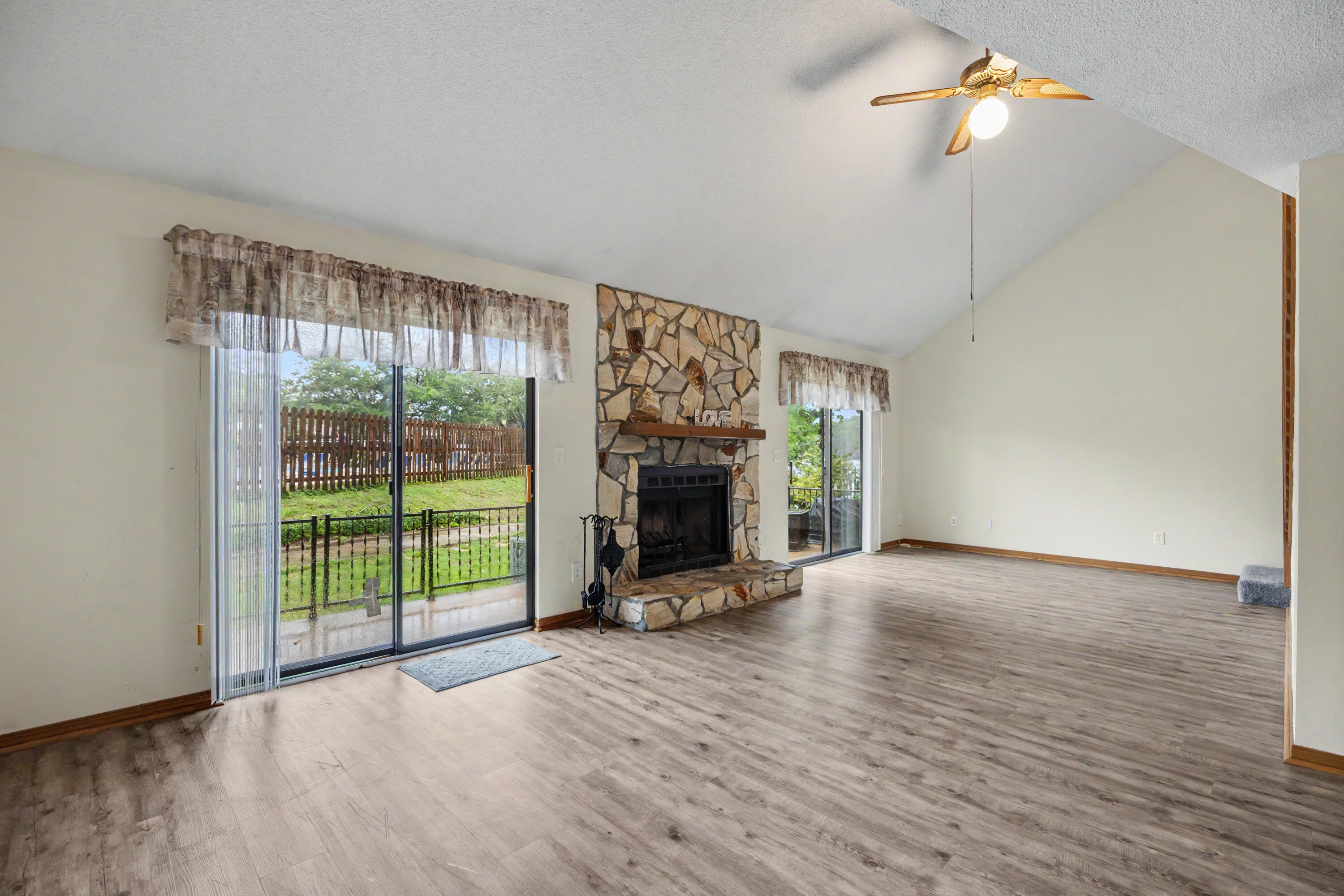 HIDDEN COVE UNIT 44 - Residential