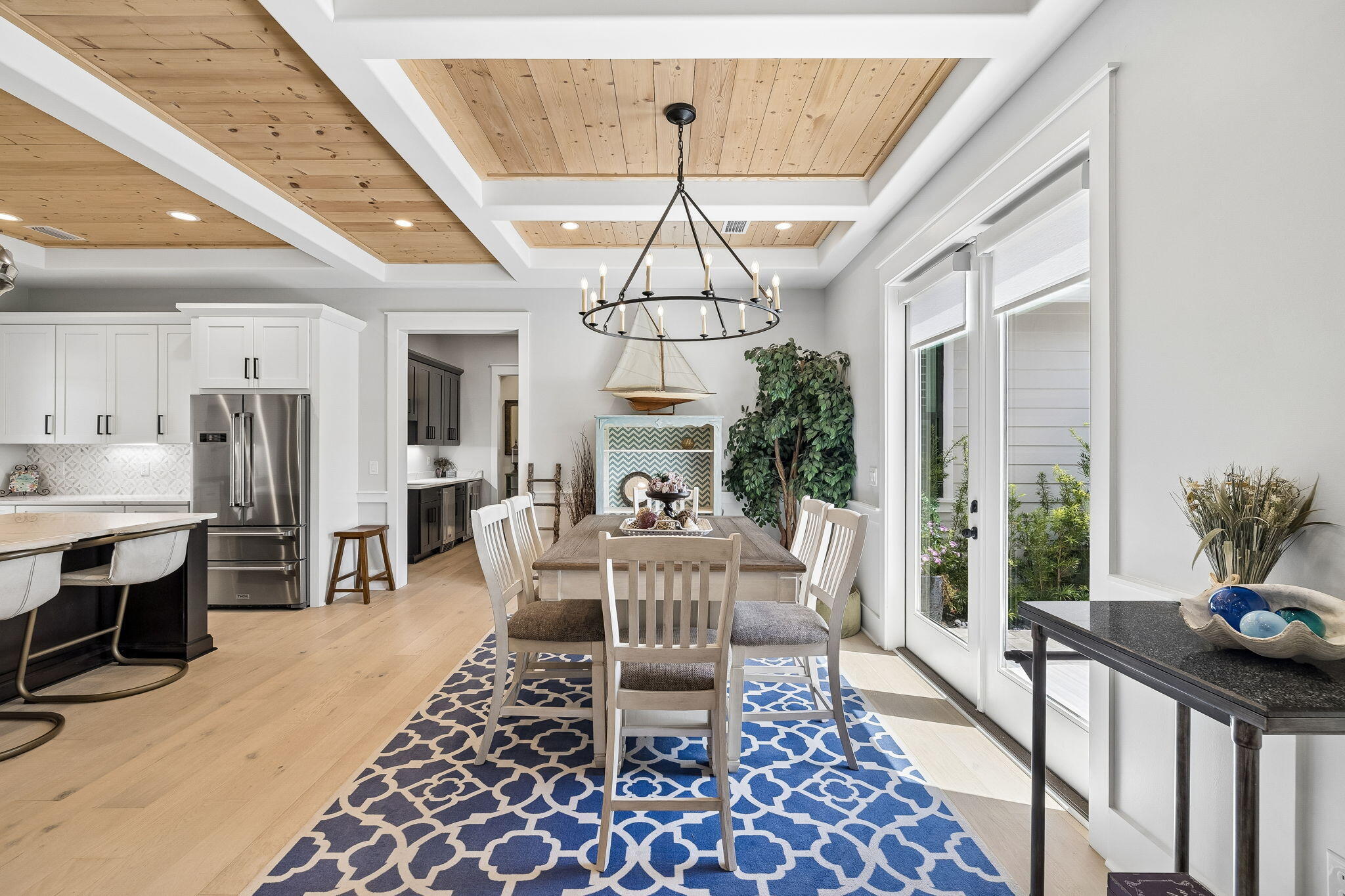 SECLUSION BAY - Residential