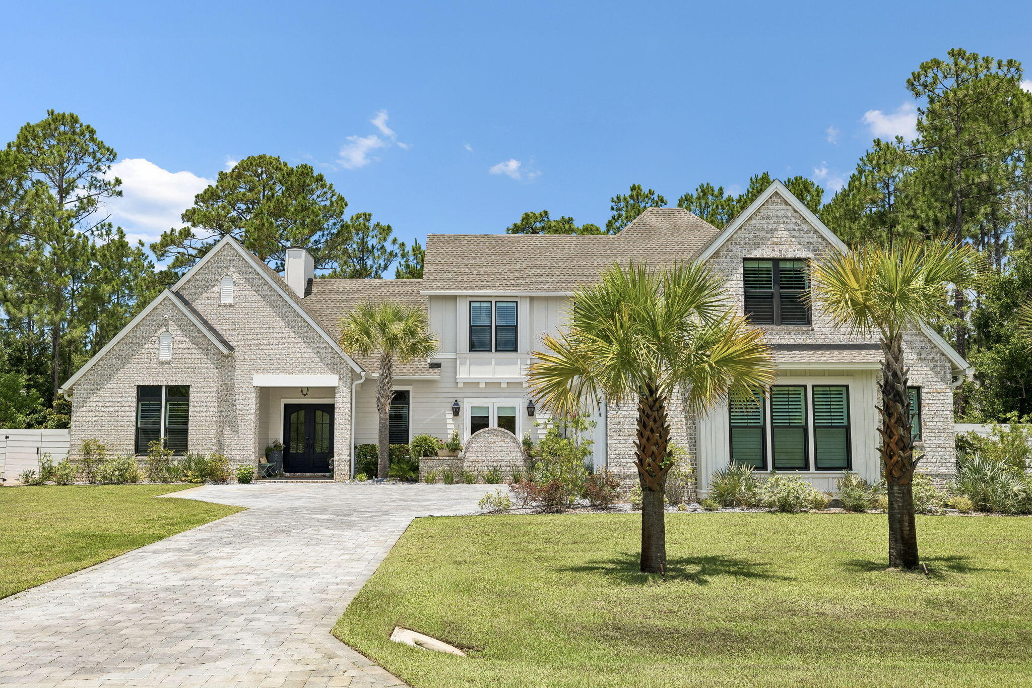 SECLUSION BAY - Residential