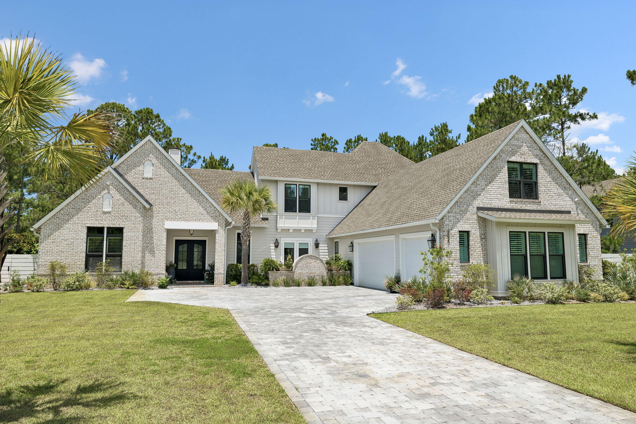 SECLUSION BAY - Residential