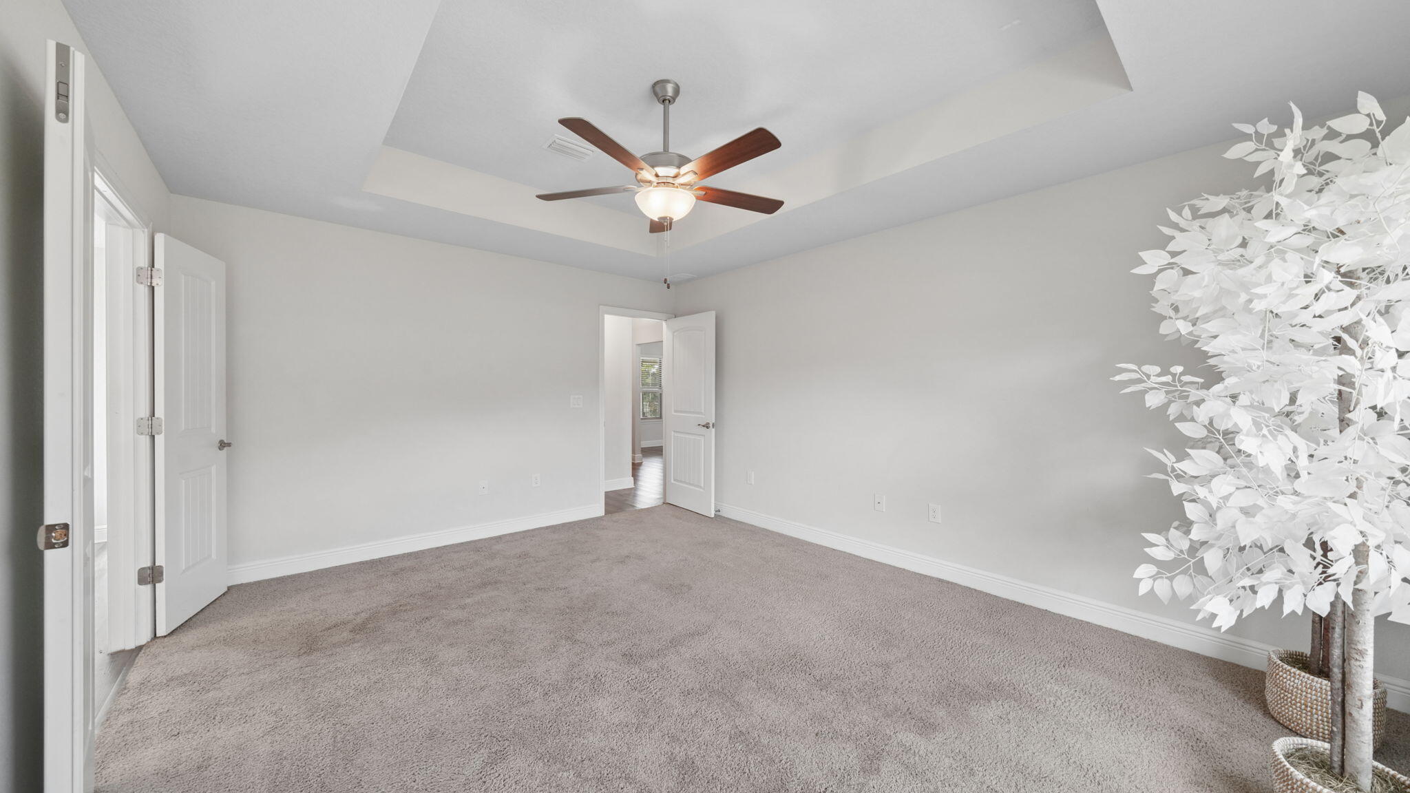CHARLESTON PLACE - Residential