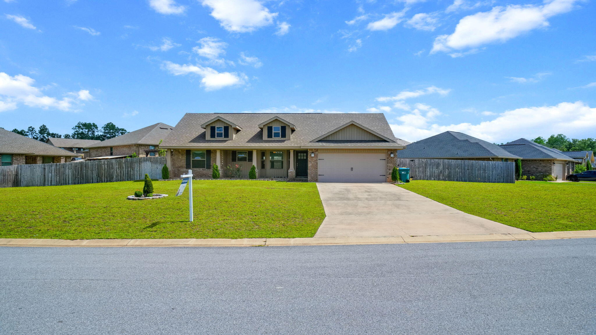 VA assumable loan at 2.75% available for qualified buyers, subject to lender approval! BUYING POWER! Seller is offering $5,000 toward buyer's allowable closing costs or an interest rate buy-down with an acceptable offer. Welcome to this beautiful St. Charleston Place home featuring 1,605 sq ft, 3 bedrooms and 2 bathrooms on a spacious .34-acre corner lot. The open floor plan is perfect for entertaining, with upgraded flooring in the main living areas and carpeted bedrooms. The kitchen features granite countertops, and the home offers a covered back porch and spacious backyard. Additional highlights include a brick exterior and upgraded primary bathroom.