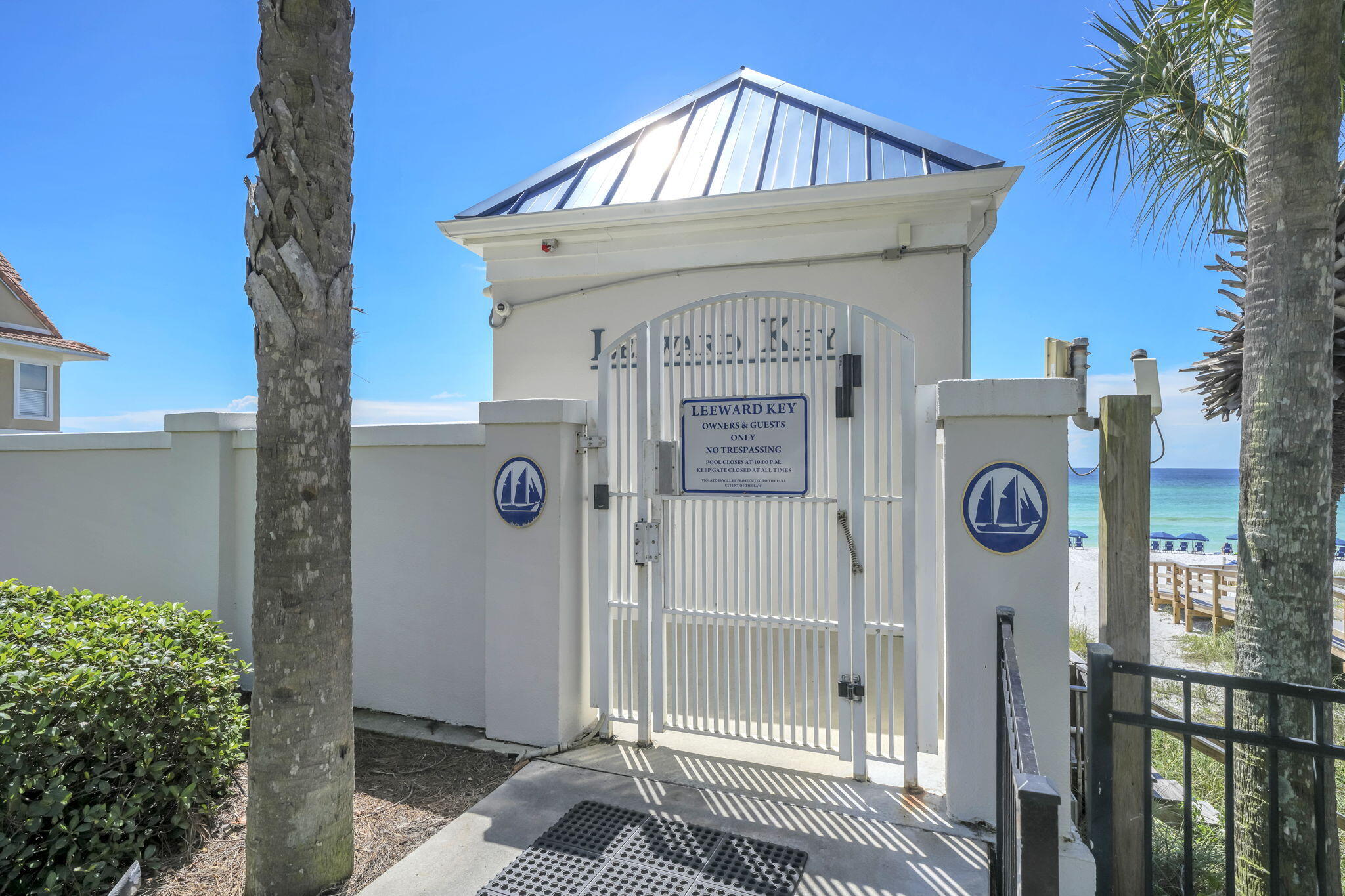 LEEWARD KEY - Residential
