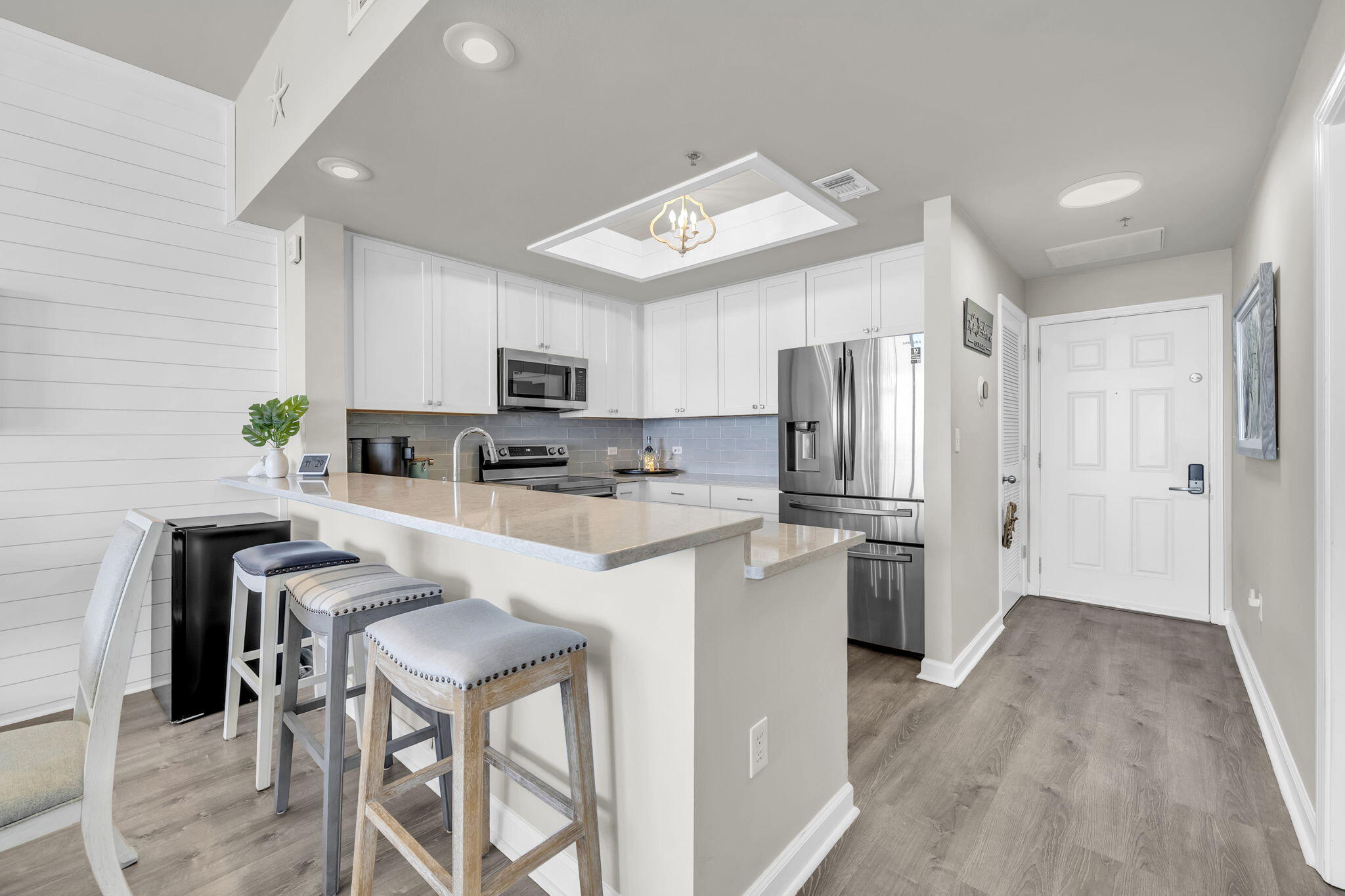 LEEWARD KEY - Residential