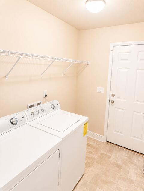 ALICIA PLACE - Residential