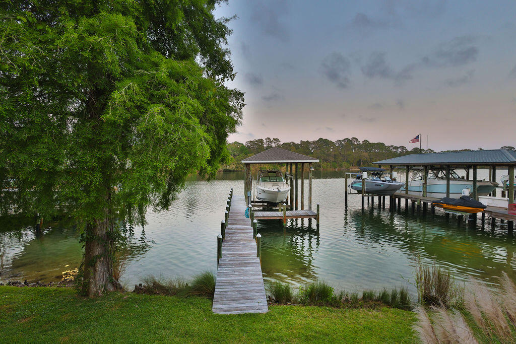 BAYOU POQUITO - Residential