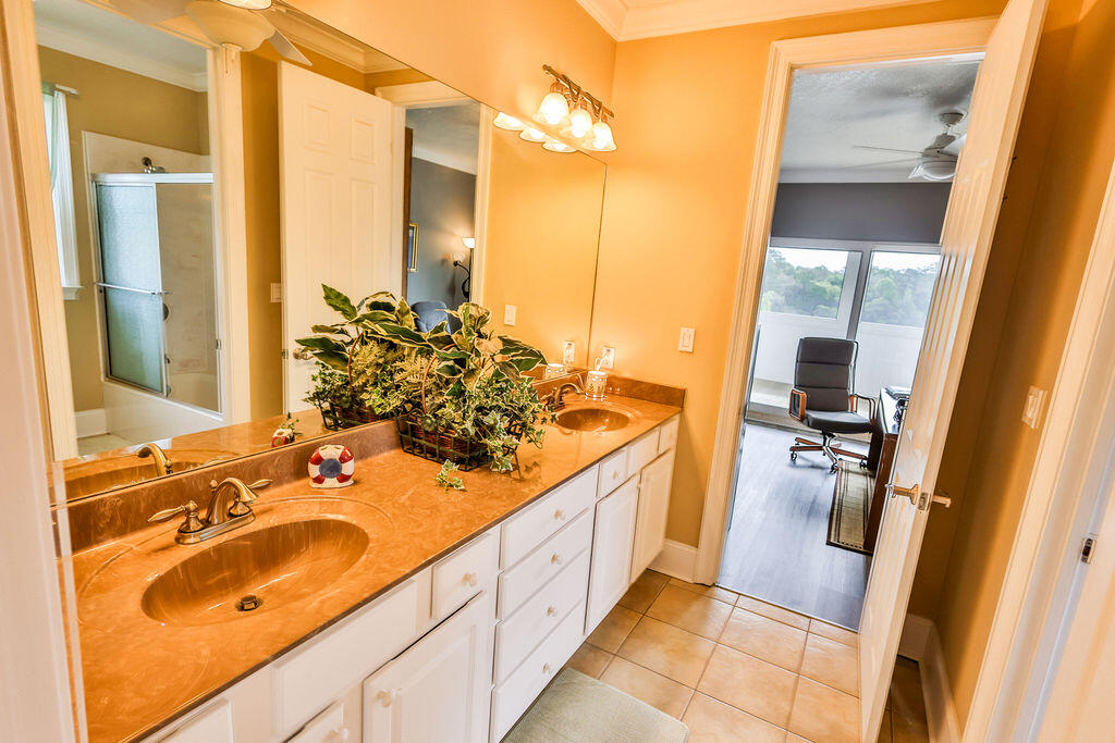 BAYOU POQUITO - Residential