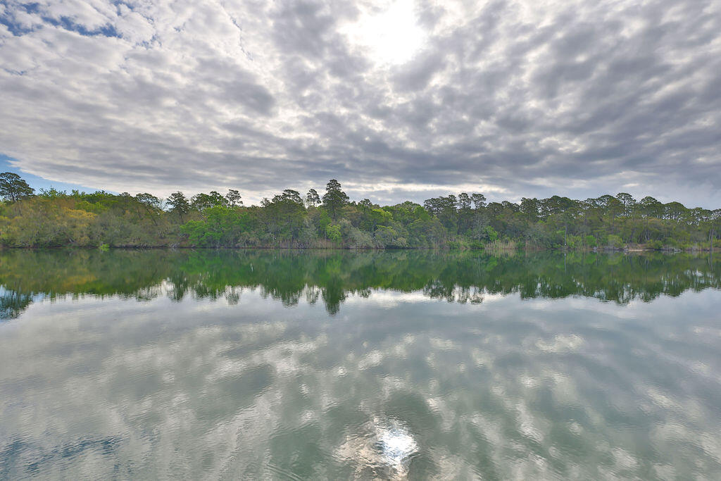 BAYOU POQUITO - Residential