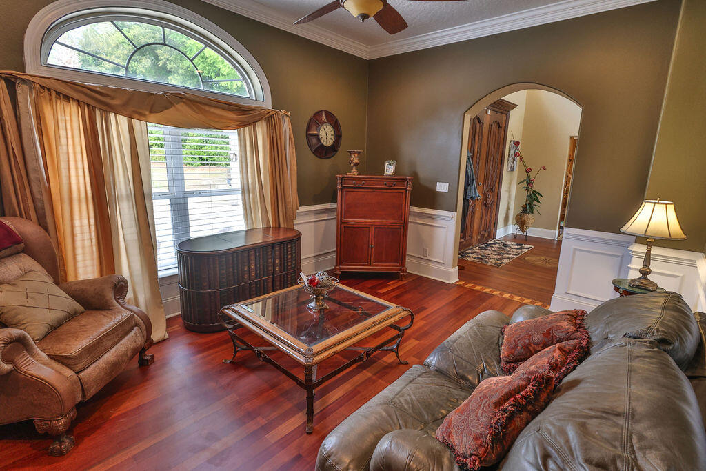 BAYOU POQUITO - Residential