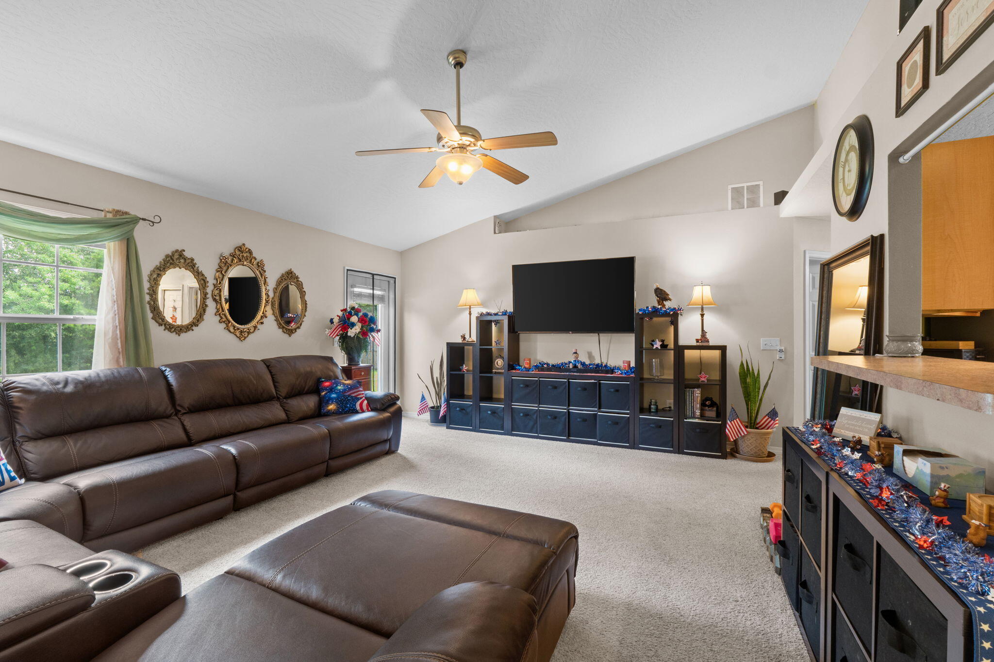NAVARRE S/D 2ND ADDN - Residential
