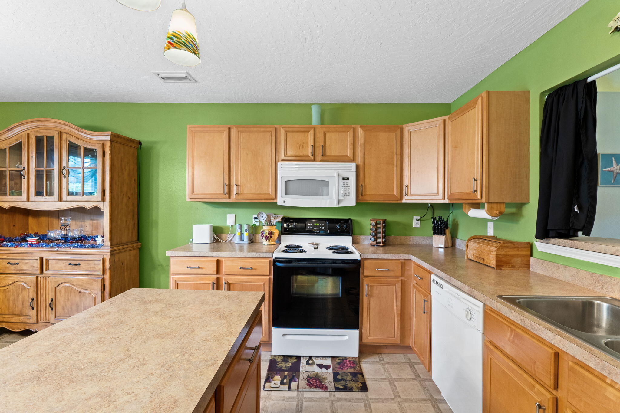 NAVARRE S/D 2ND ADDN - Residential